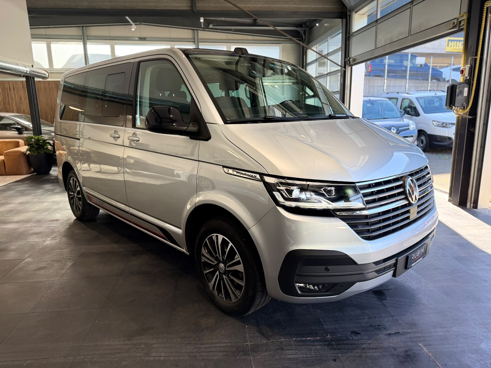 VW T6.1 Multivan 2.0 TDI Comfortline Edition DSG-image-7