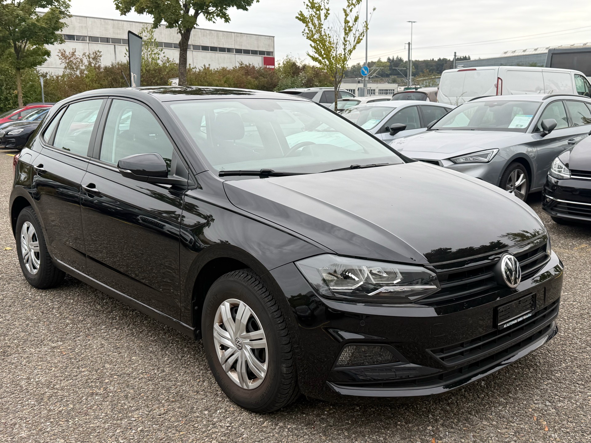 VW Polo 1.0 BMT Trendline-image-2