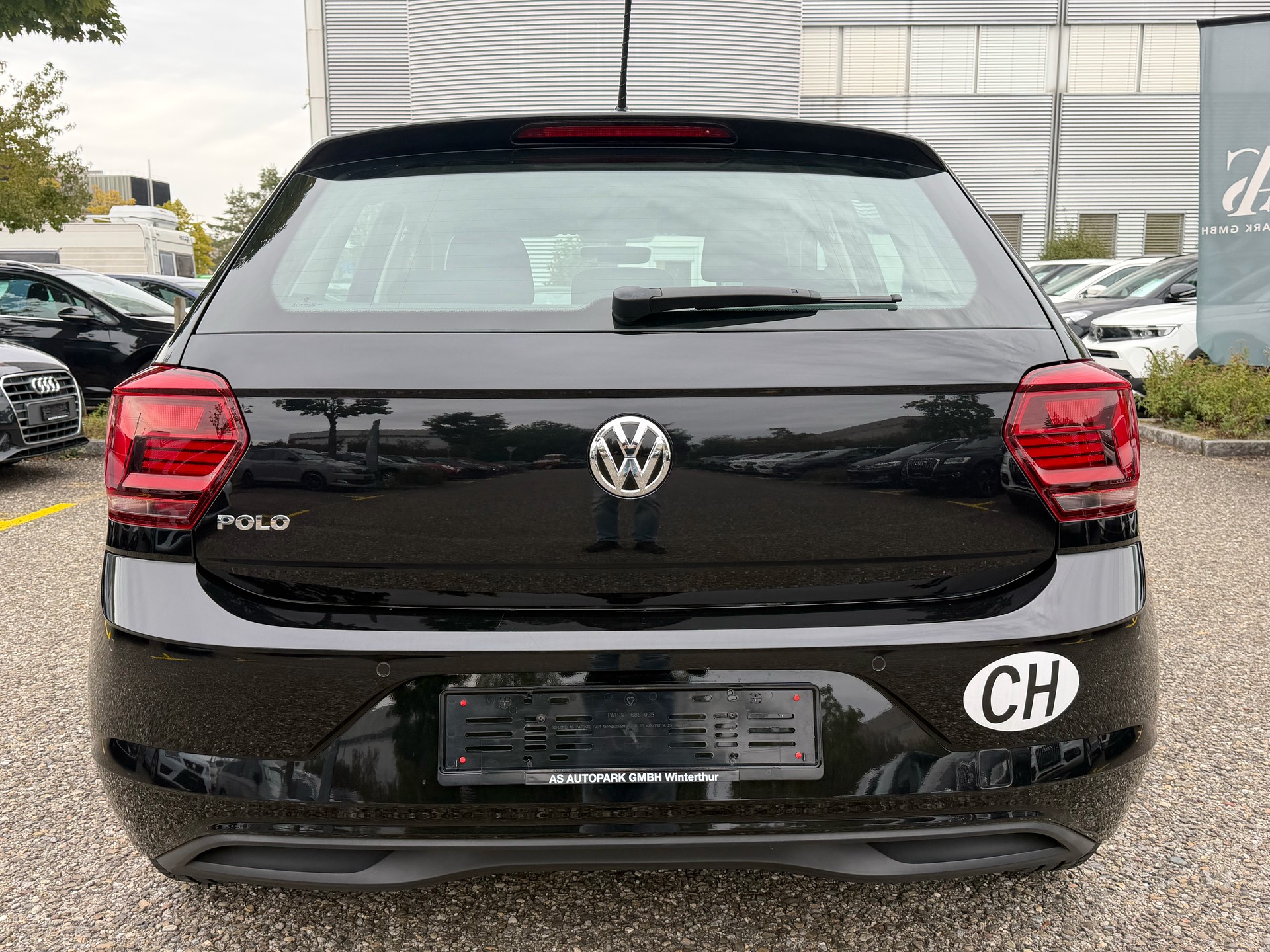 VW Polo 1.0 BMT Trendline-image-5