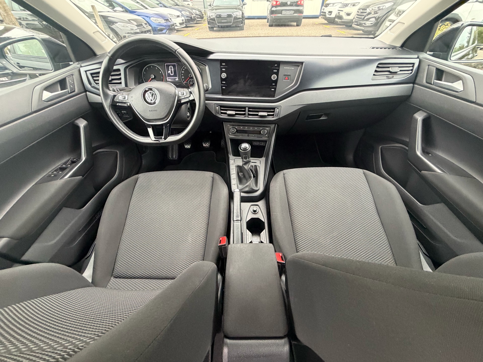 VW Polo 1.0 BMT Trendline-image-10