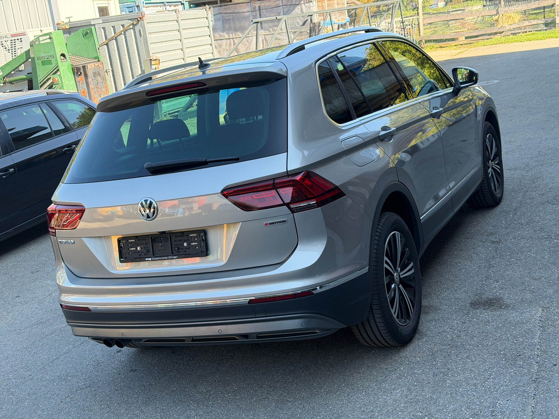 VW Tiguan 2.0TSI Highline 4Motion DSG-image-5