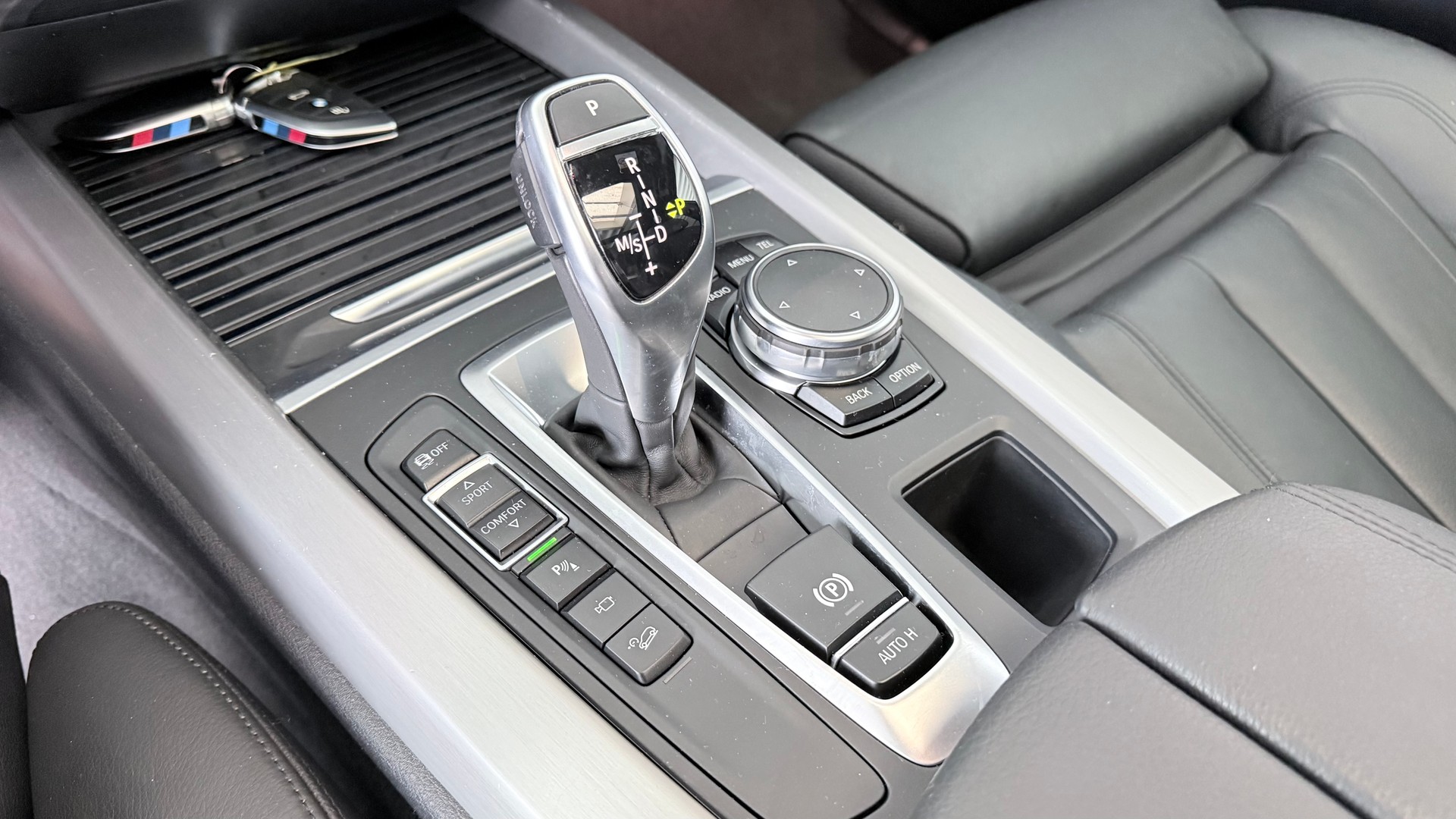 BMW X5 30d xDrive SAG-image-16