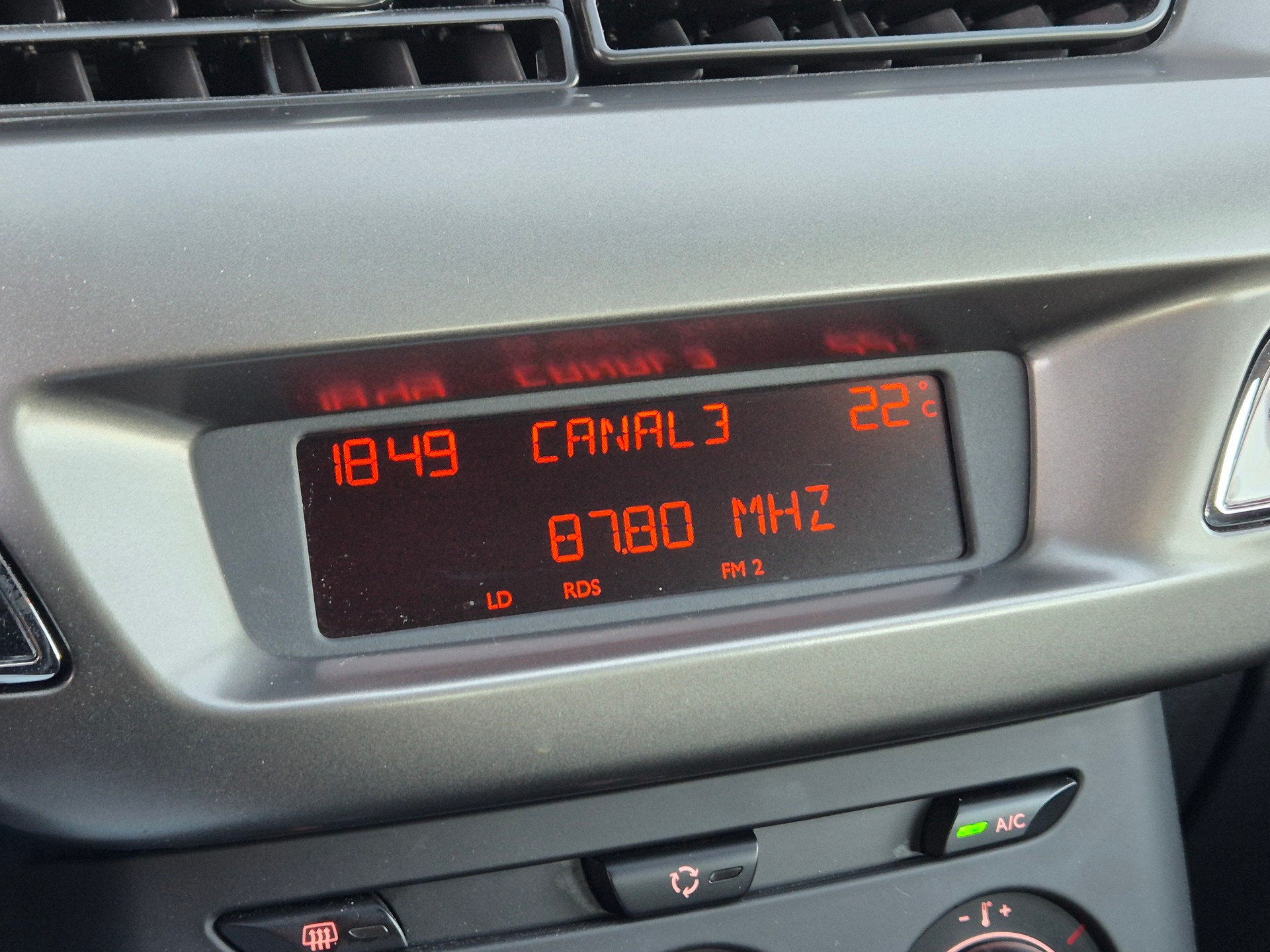 CITROEN C3 1.2i Séduction-image-19