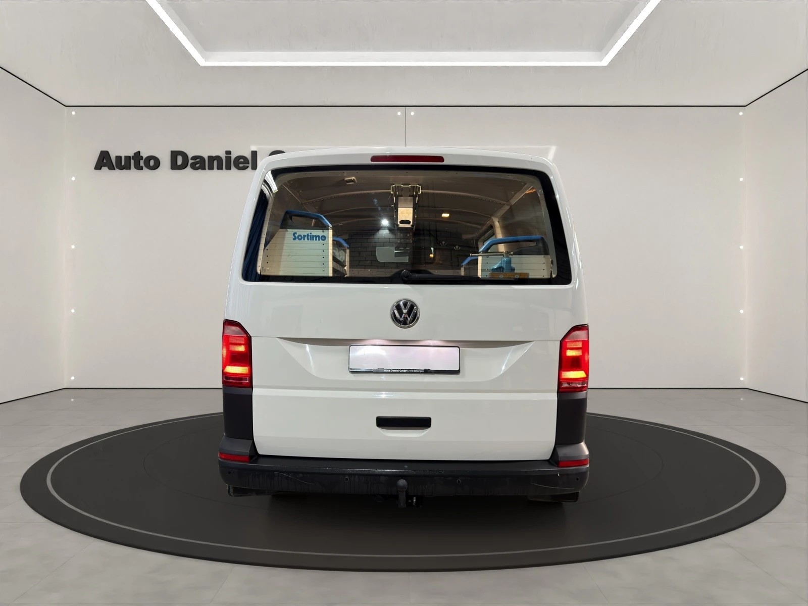 VW T6 2.0 TDI 4Motion Lang Version ( Mit AHK / Sortimo Regale )-image-6