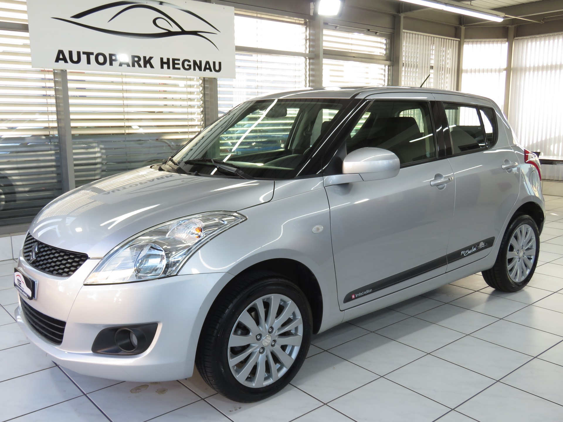 SUZUKI Swift 1.2i 16V GL Piz Sulai 4x4
