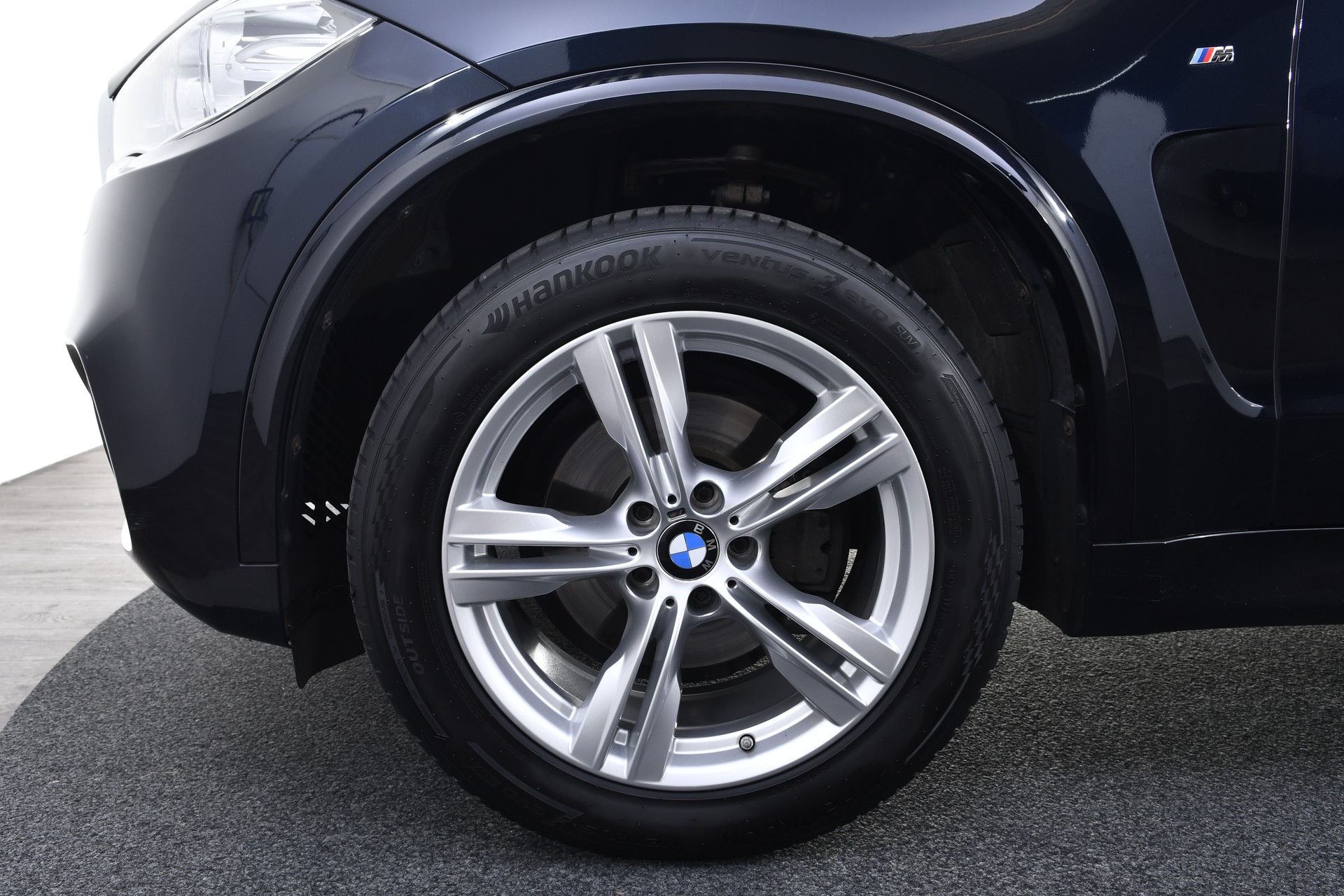 BMW X5 xDrive 30d Steptronic-image-21