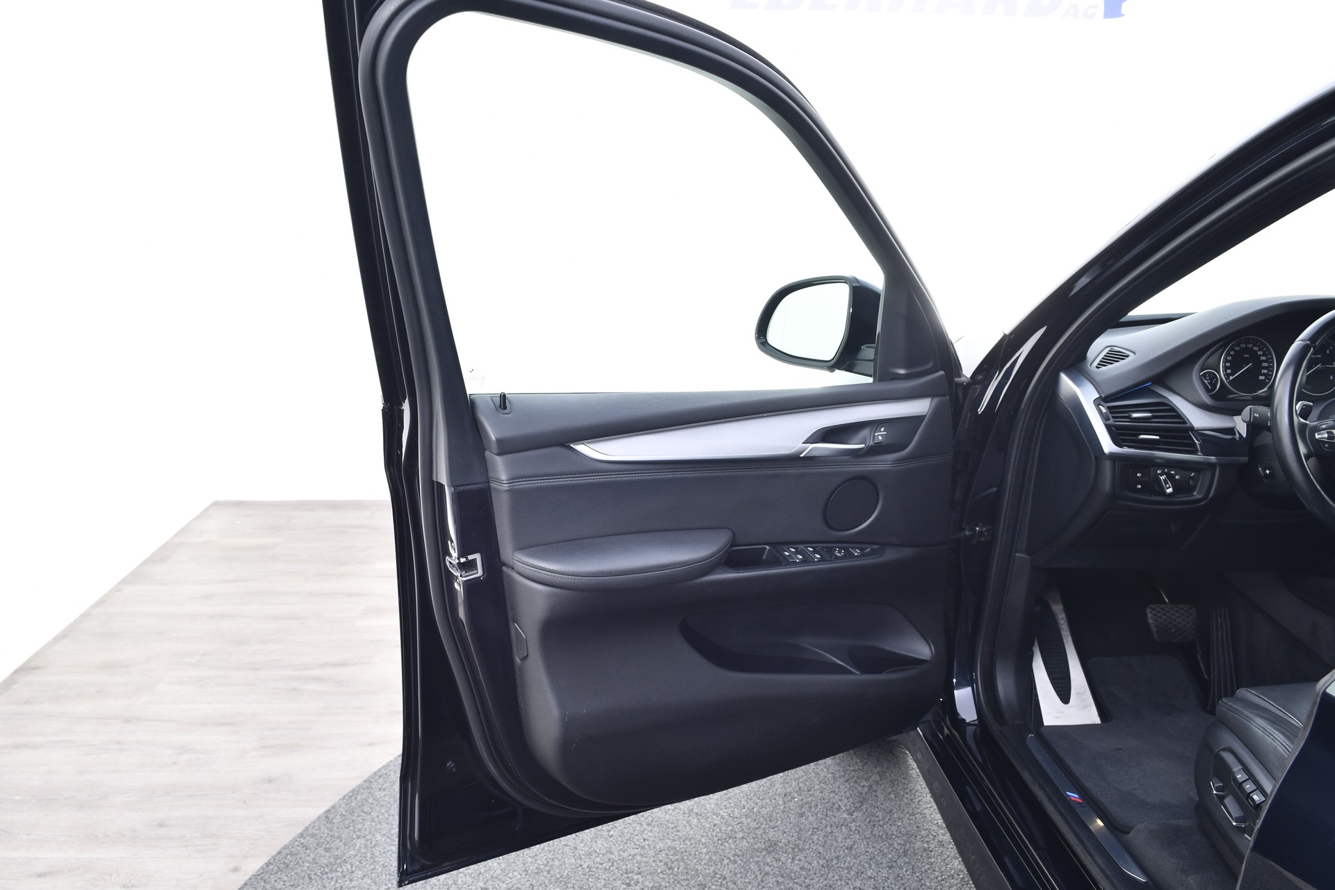 BMW X5 xDrive 30d Steptronic-image-8