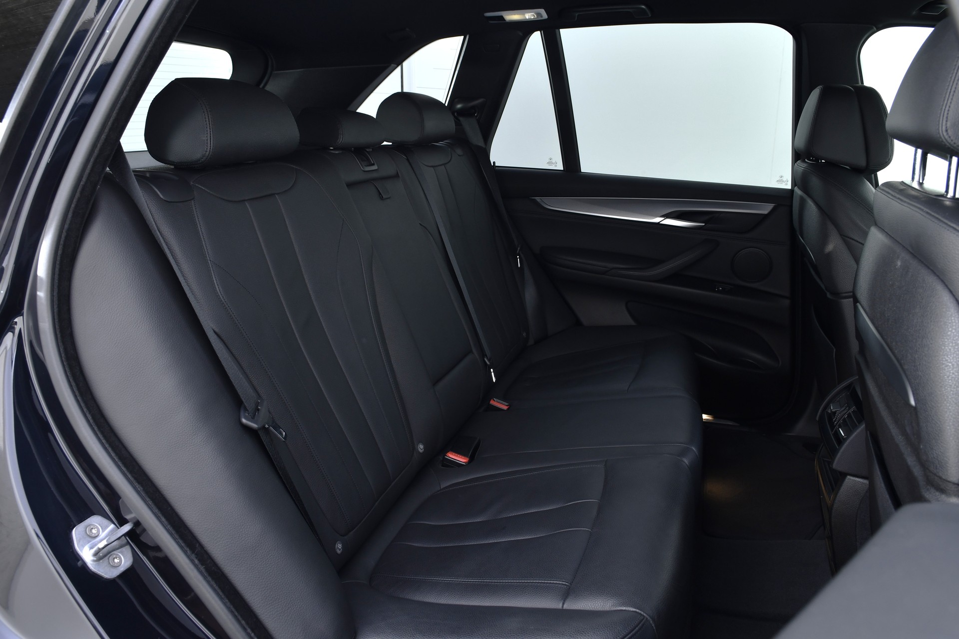 BMW X5 xDrive 30d Steptronic-image-18