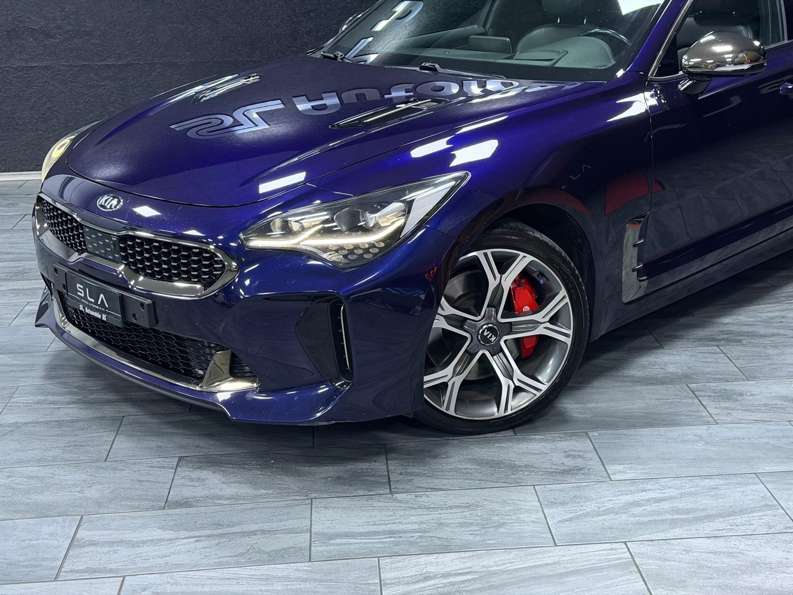 KIA Stinger 3.3 T-GDi GT Automat AWD-image-1