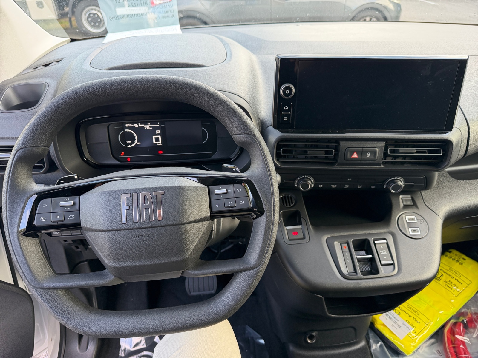 FIAT E-Doblo L2 50kWh 800kg-image-11