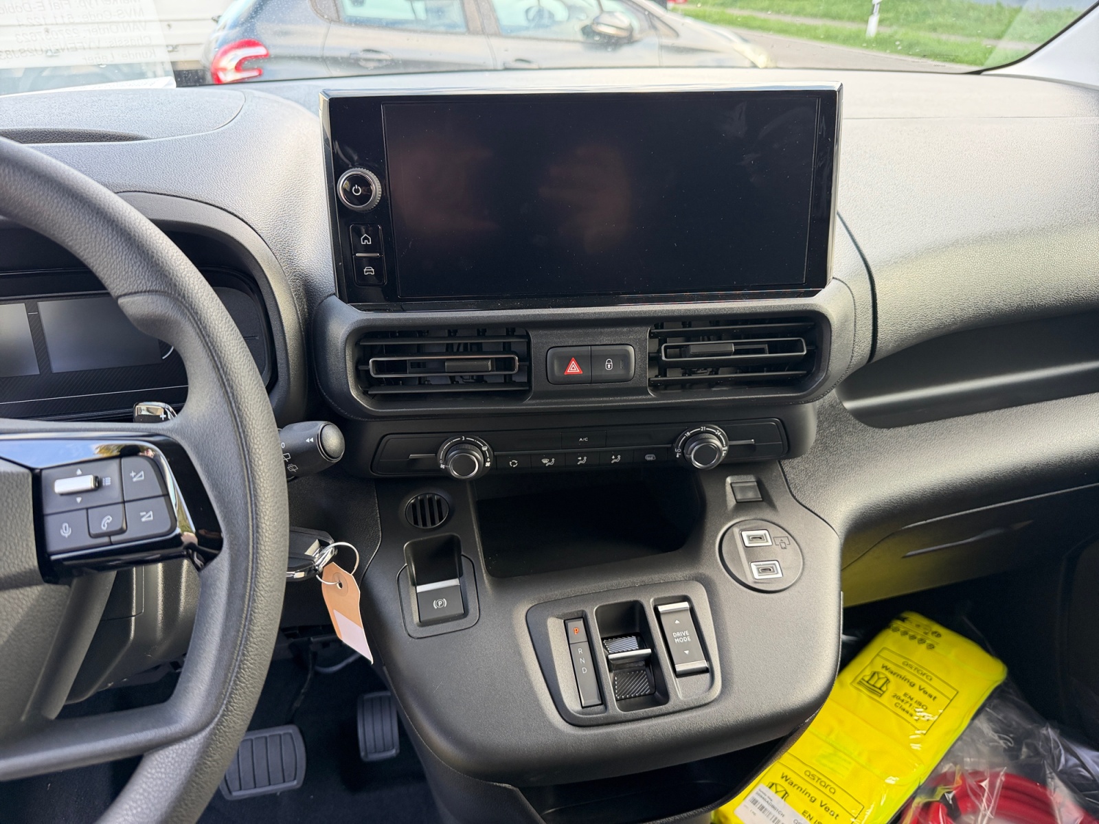 FIAT E-Doblo L2 50kWh 800kg-image-9
