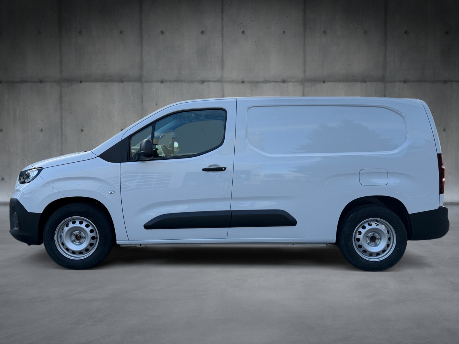FIAT E-Doblo L2 50kWh 800kg-image-1