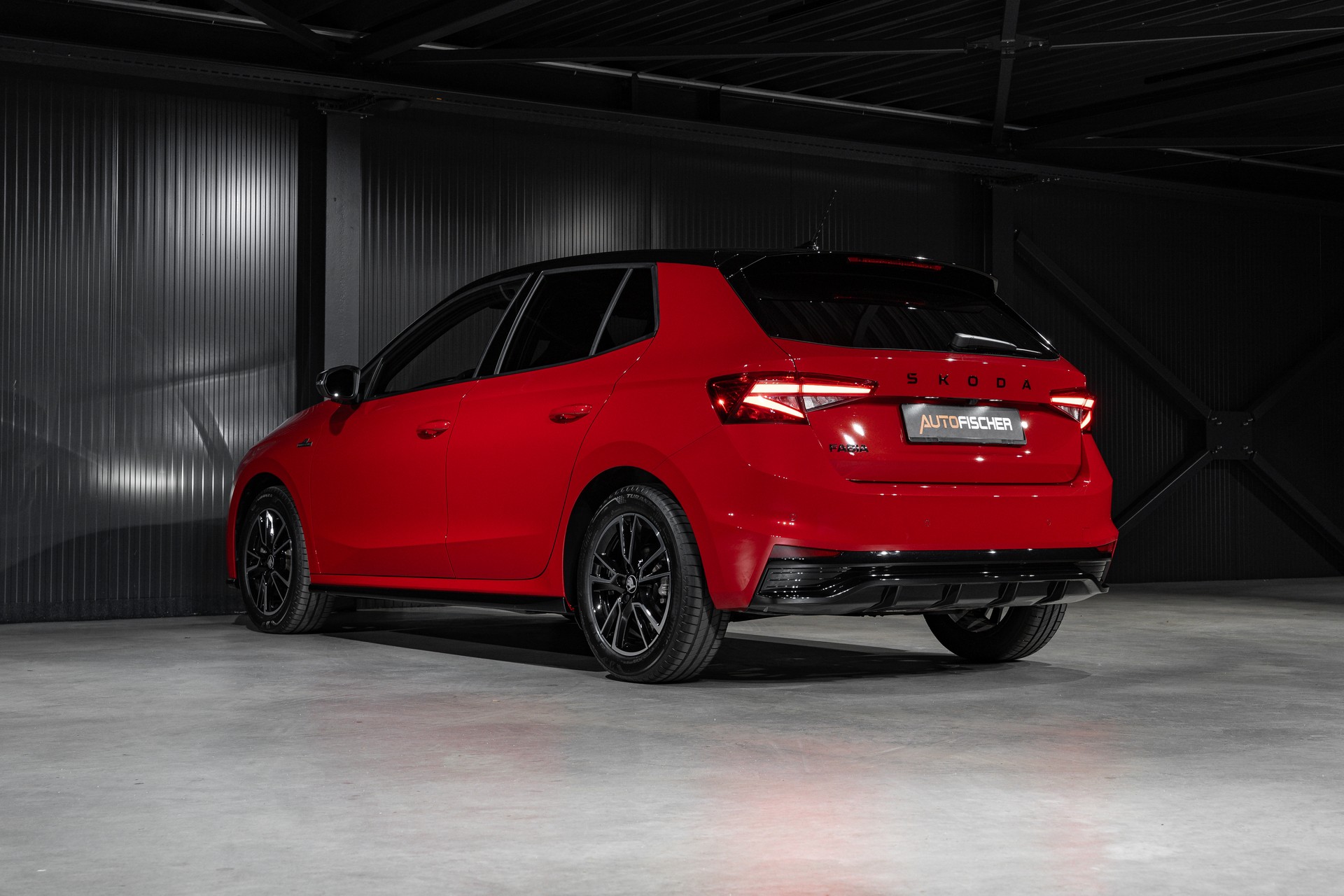 SKODA Fabia 1.0 TSI Monte Carlo DSG-image-8
