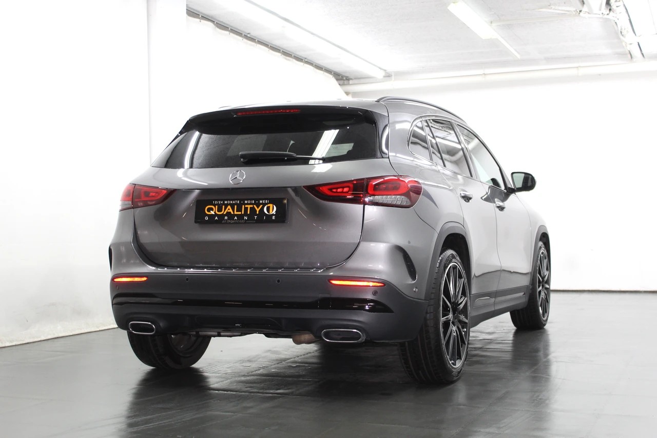 MERCEDES-BENZ GLA 220d 4Matic AMG Line 8G-DCT Sport-Paket Black / CH-Fahrzeug-image-6