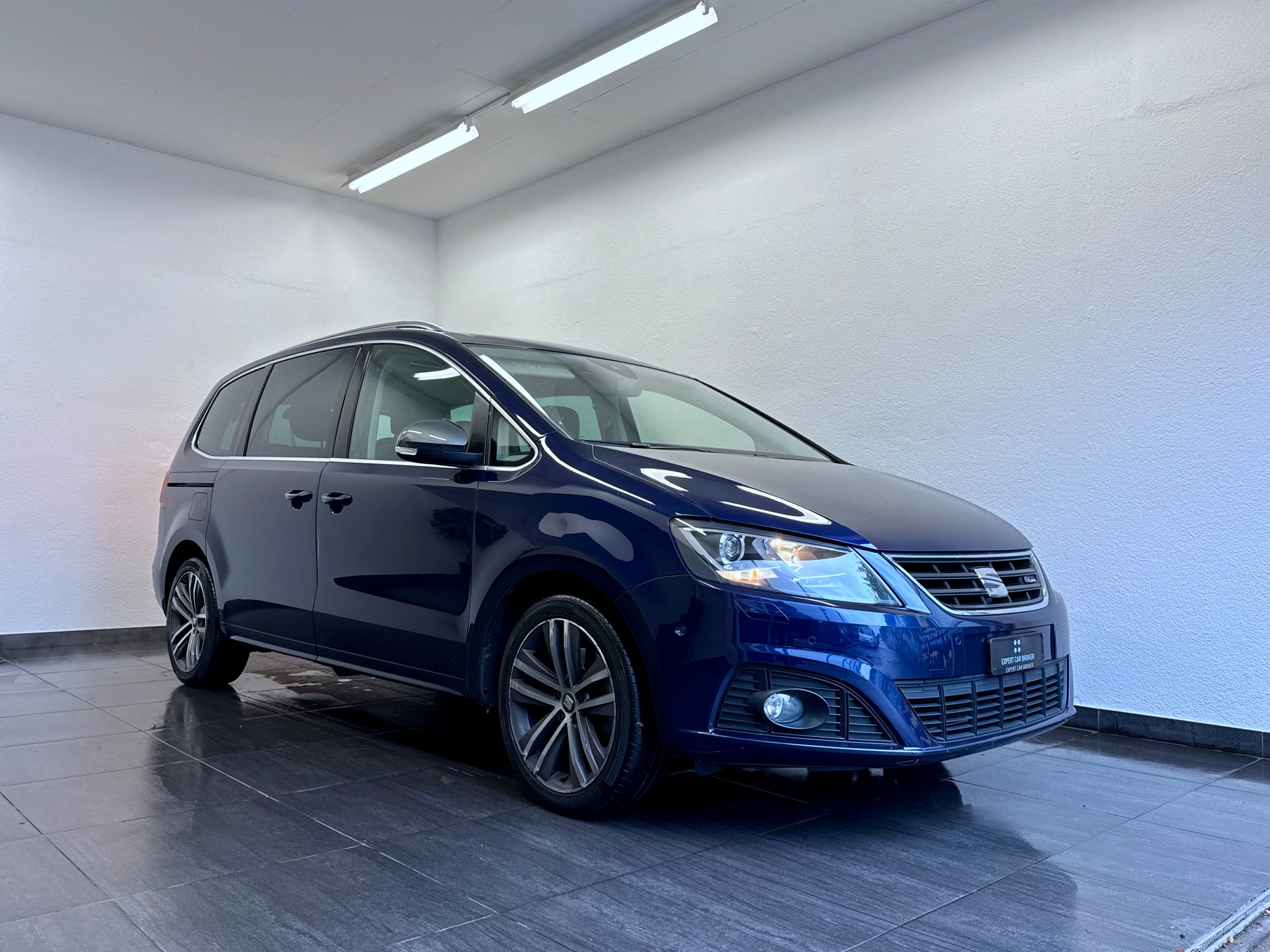 SEAT Alhambra 1.4 TSI FR Line DSG-image-1
