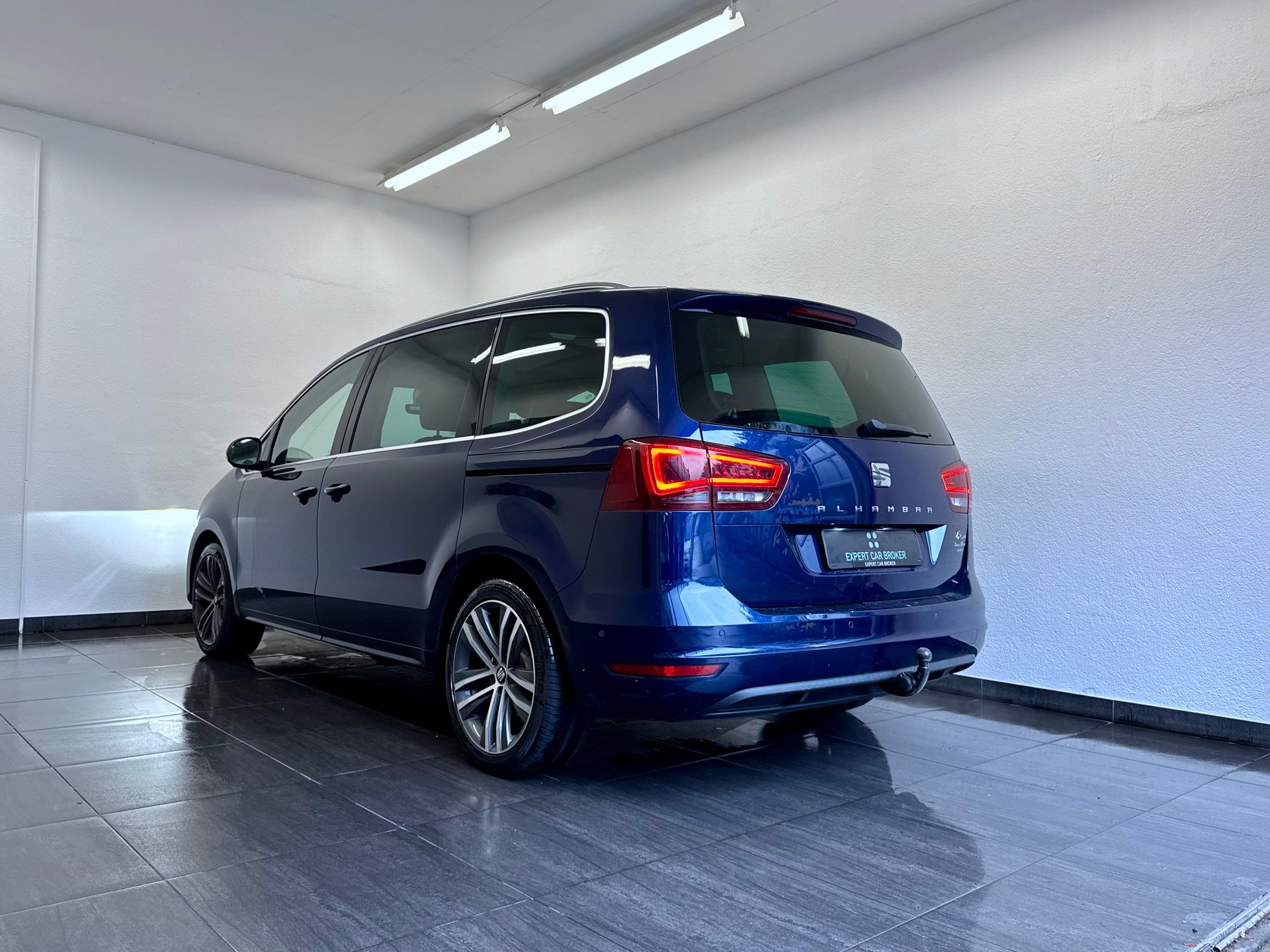 SEAT Alhambra 1.4 TSI FR Line DSG-image-9