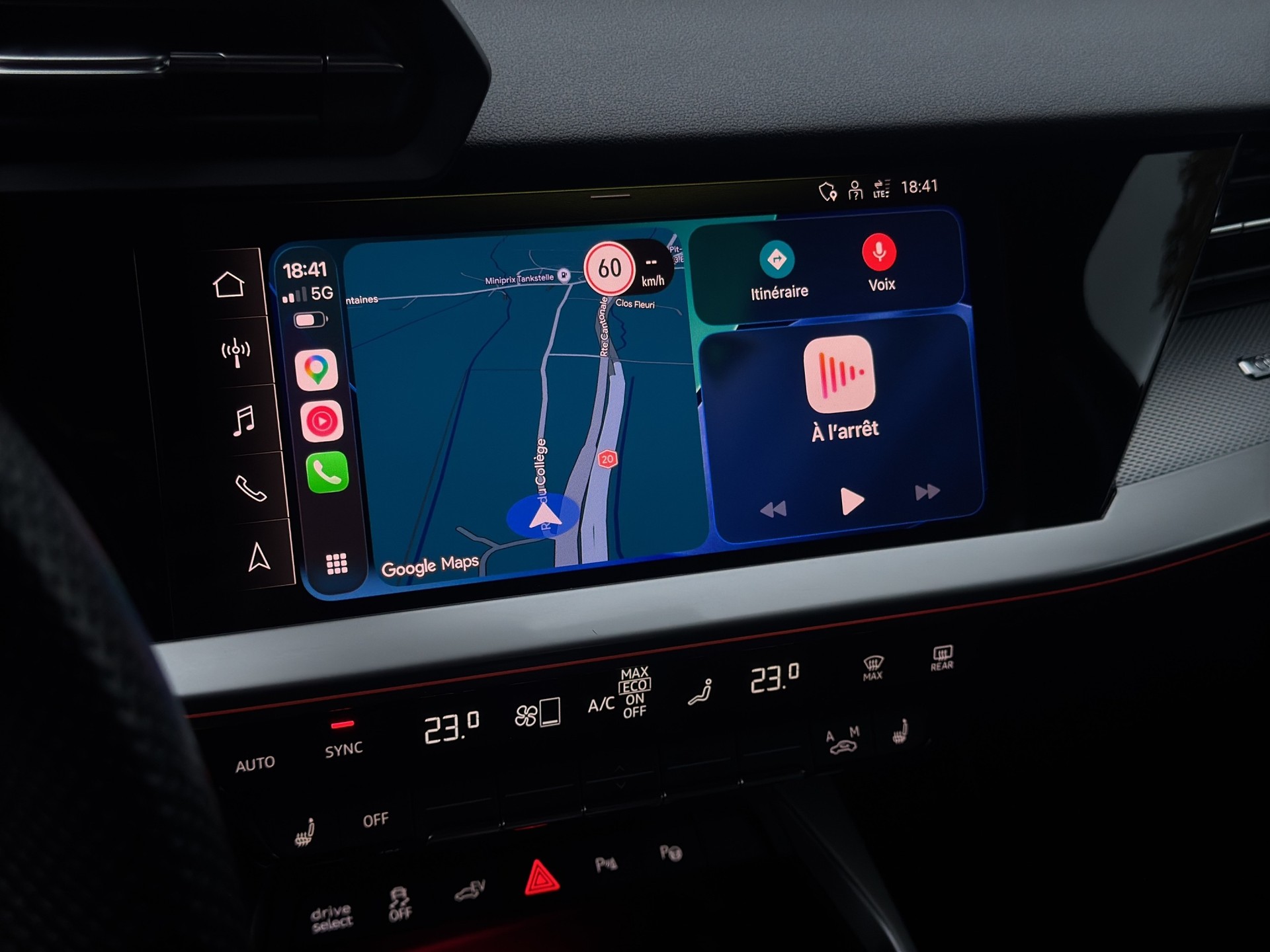 AUDI A3 Sportback 40 TFSI e S line S-tronic-image-16