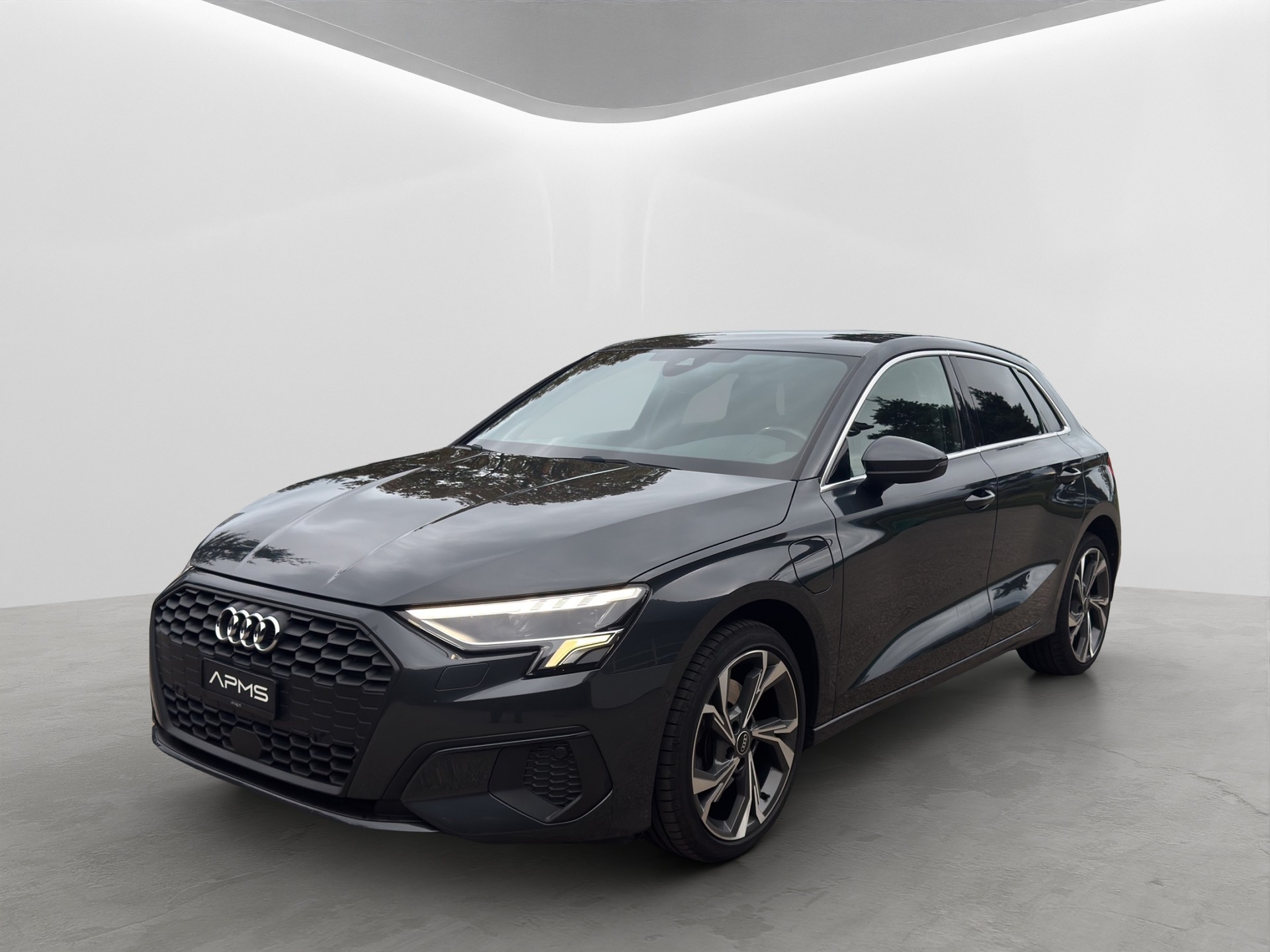 AUDI A3 Sportback 40 TFSI e S line S-tronic-image-2