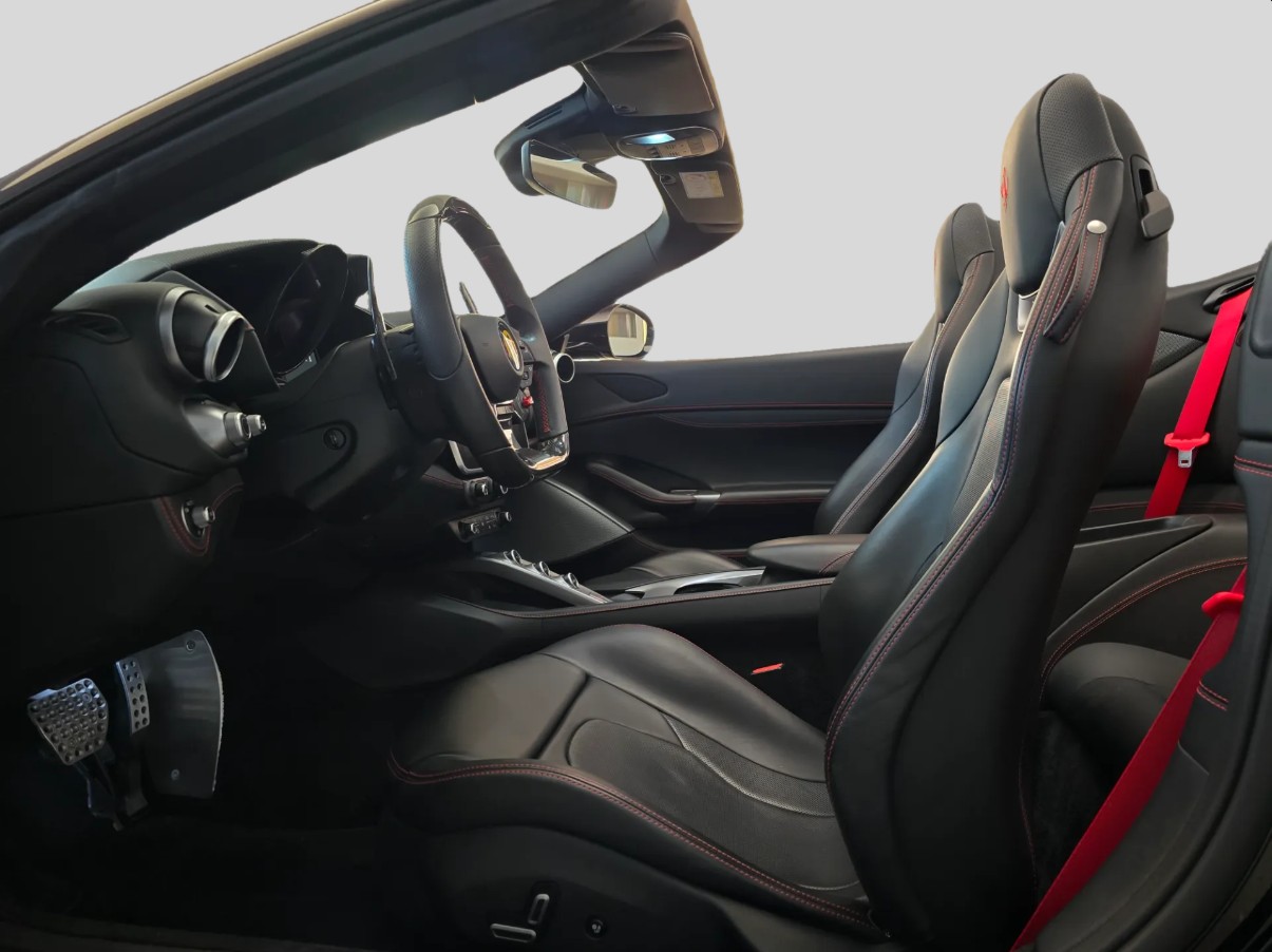 FERRARI Portofino 3.9 V8 T-image-9