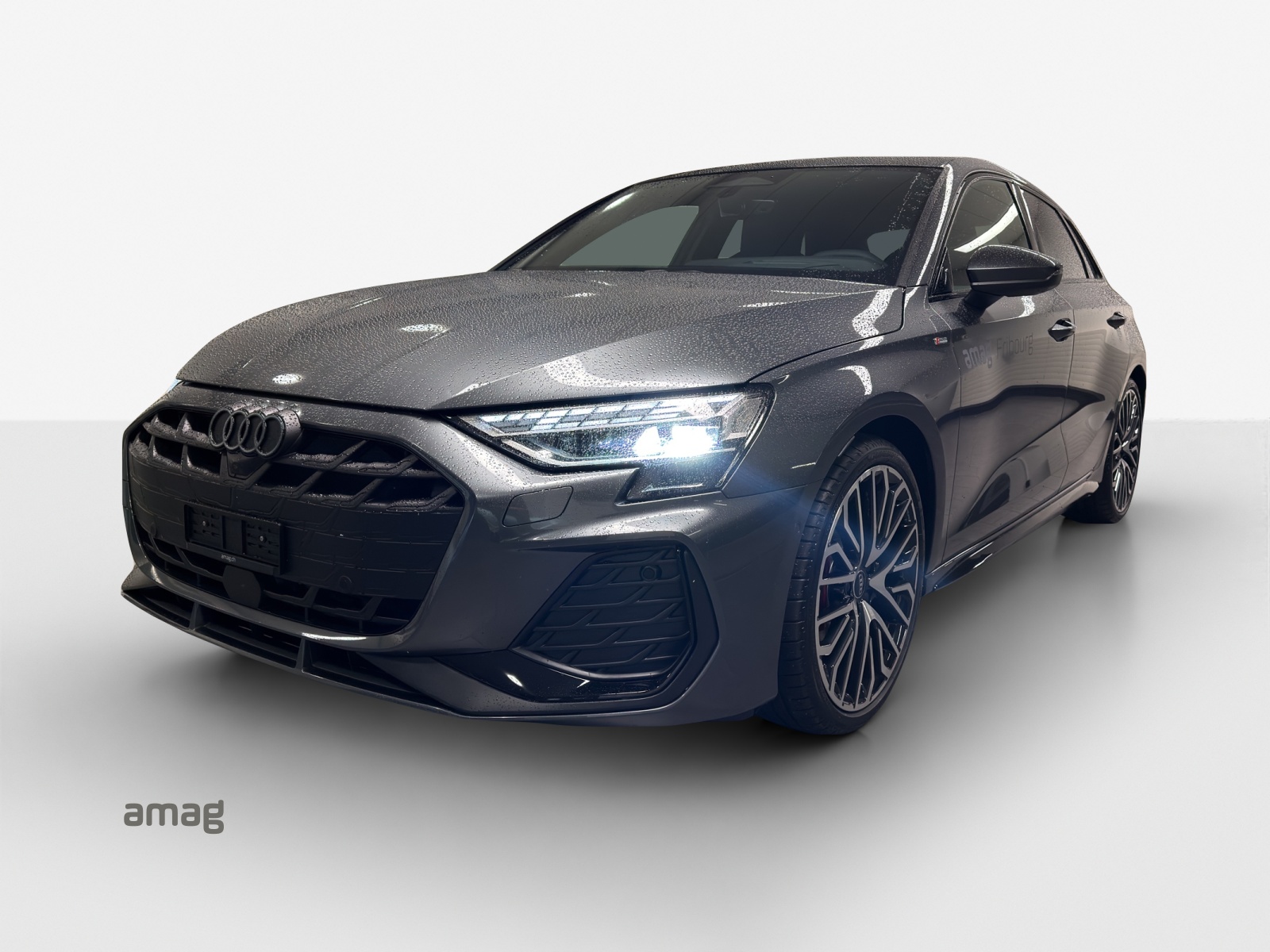 AUDI A3 Sportback TFSI 110 kW S line S tronic-image-0