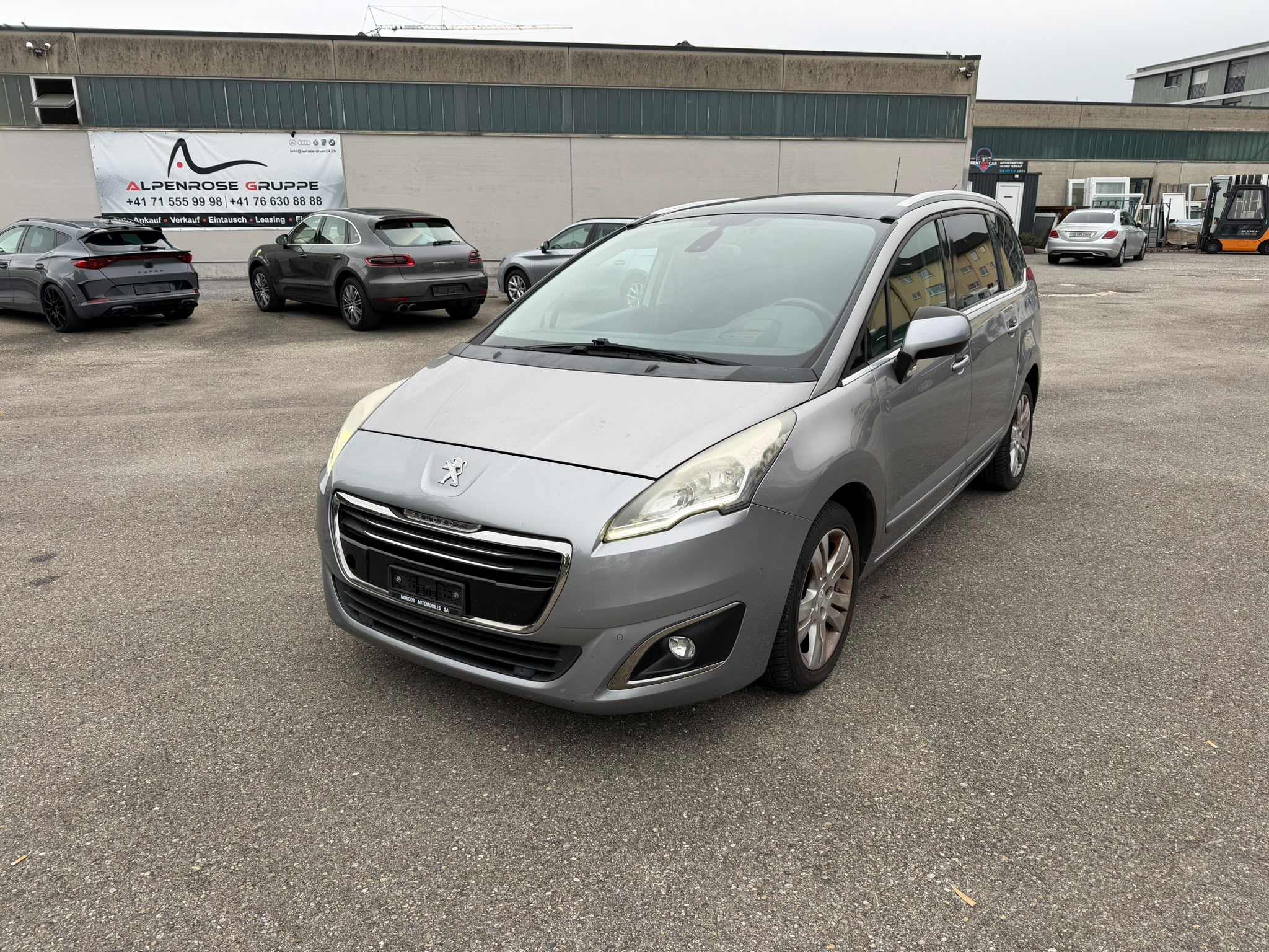 Car photo