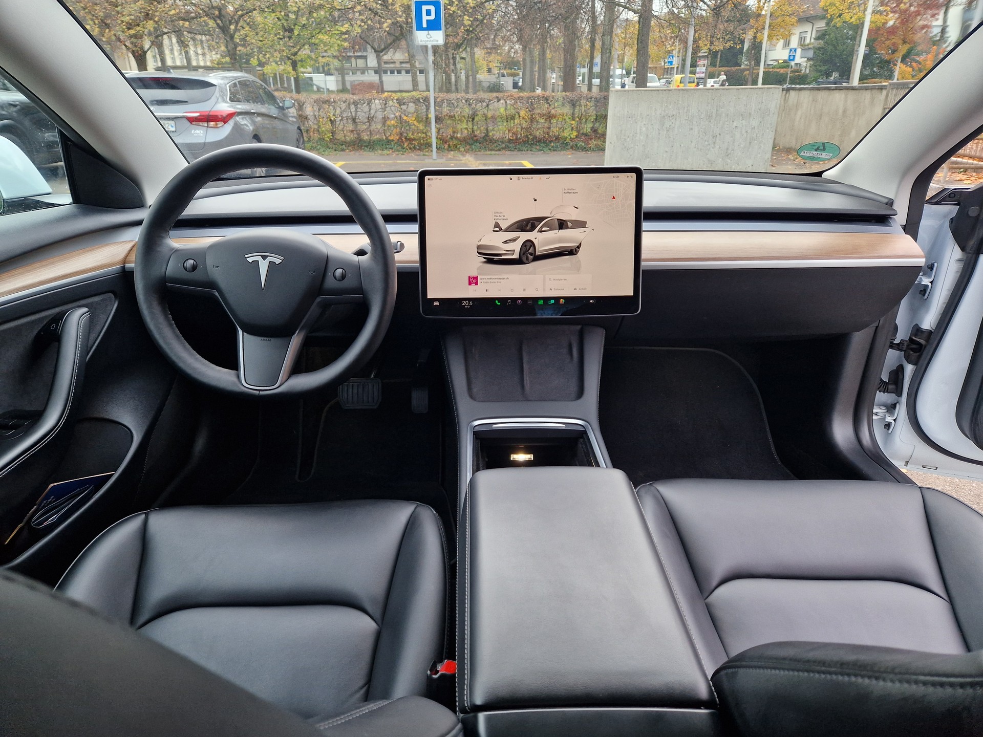 TESLA Model 3 Long Range Dual Motor AWD 498PS / MY2023 / Anhängerkupplung-image-3