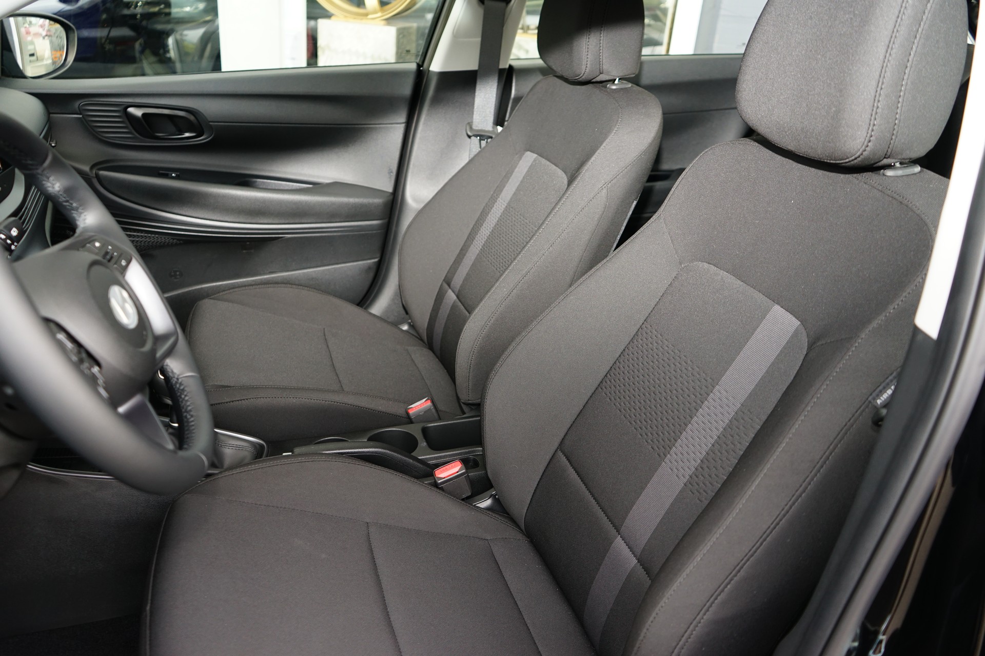 HYUNDAI i20 1.0 T-GDi Origo-image-7