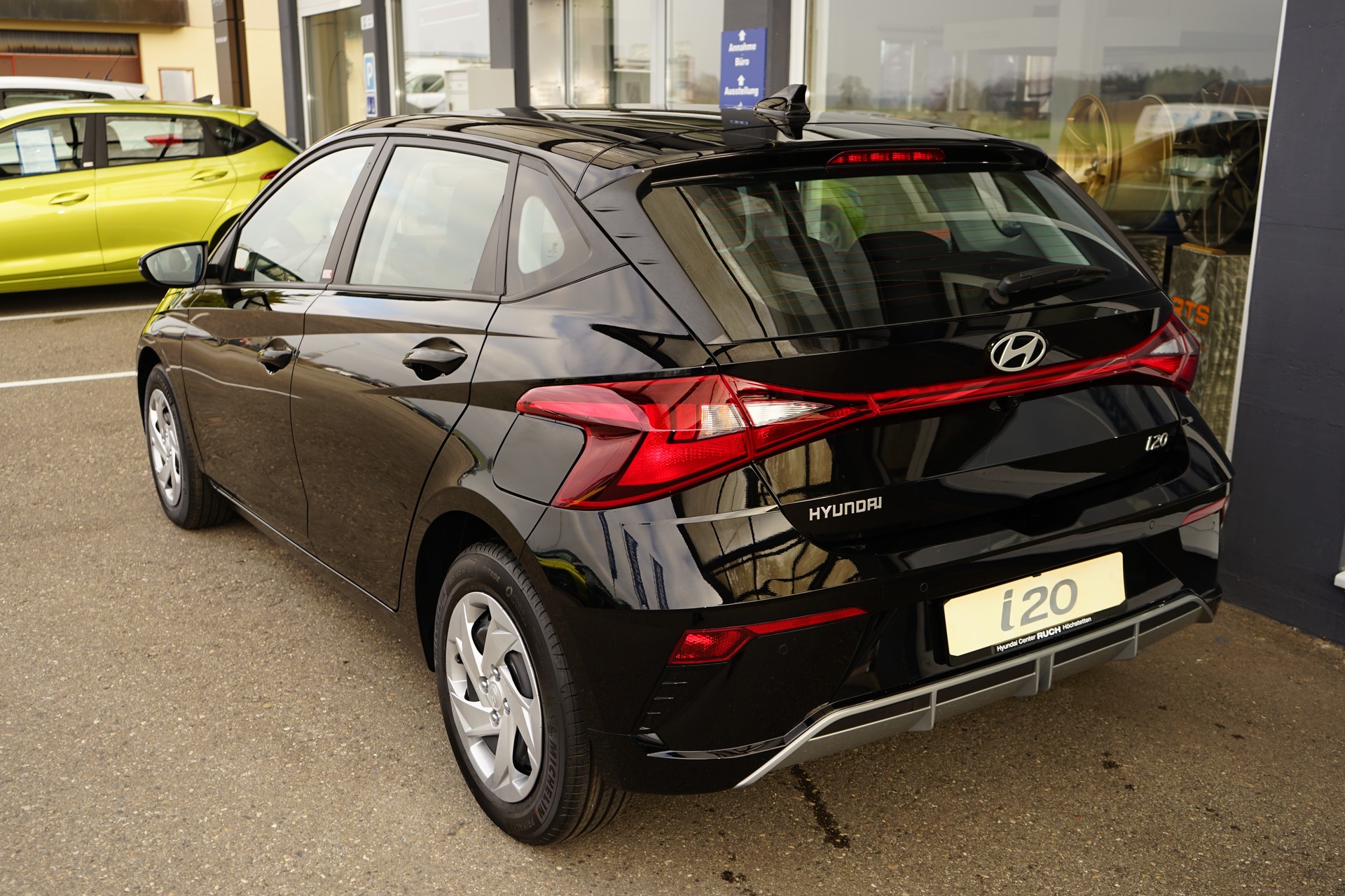 HYUNDAI i20 1.0 T-GDi Origo-image-4