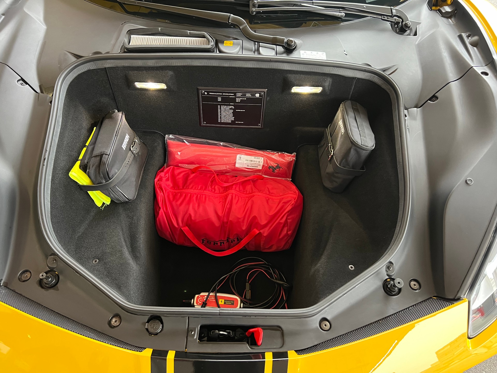 FERRARI 488 Spider 3.9 V8-image-12