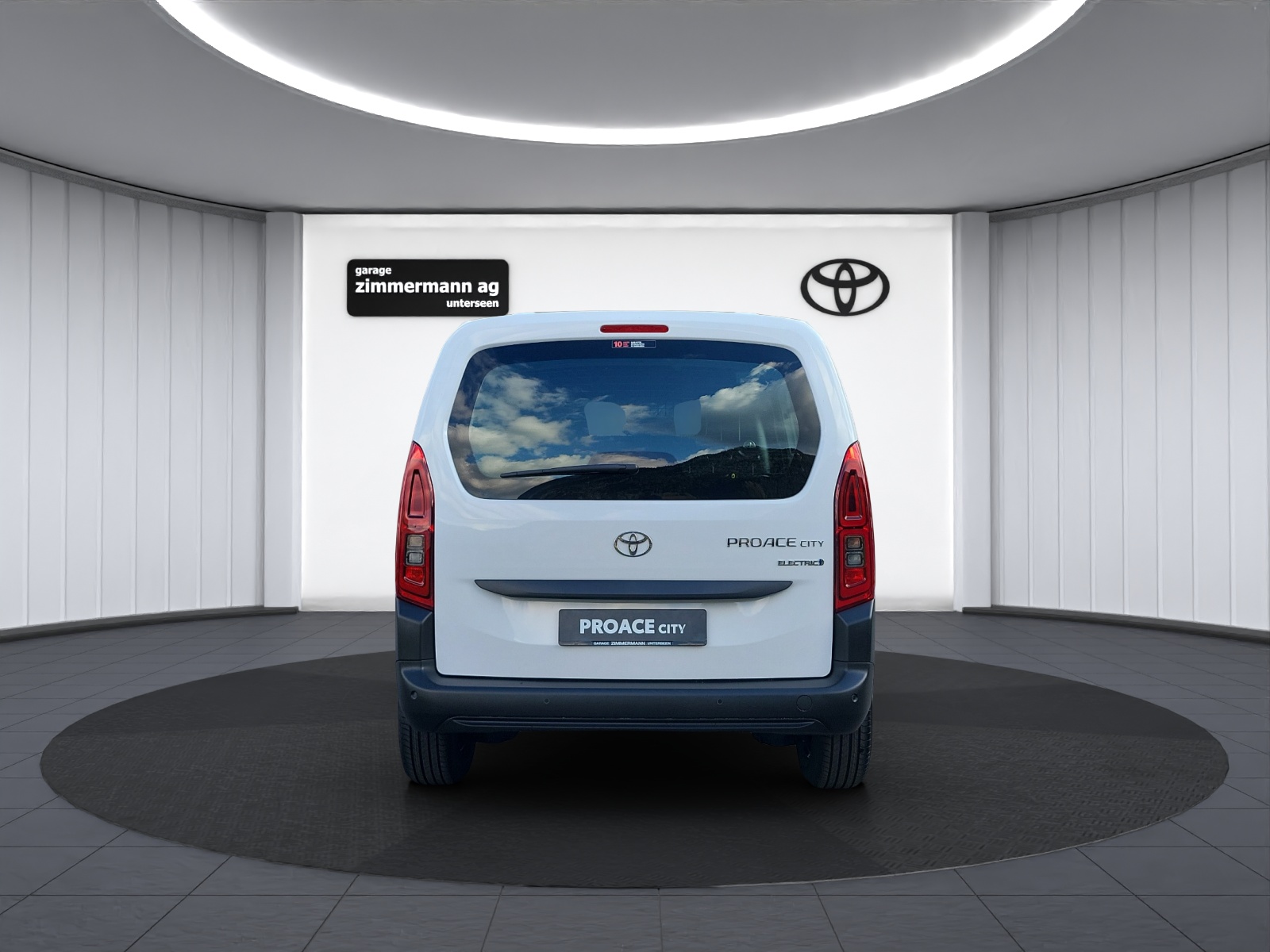 TOYOTA PROACE CITY Van L1 52KWh Activ-image-7