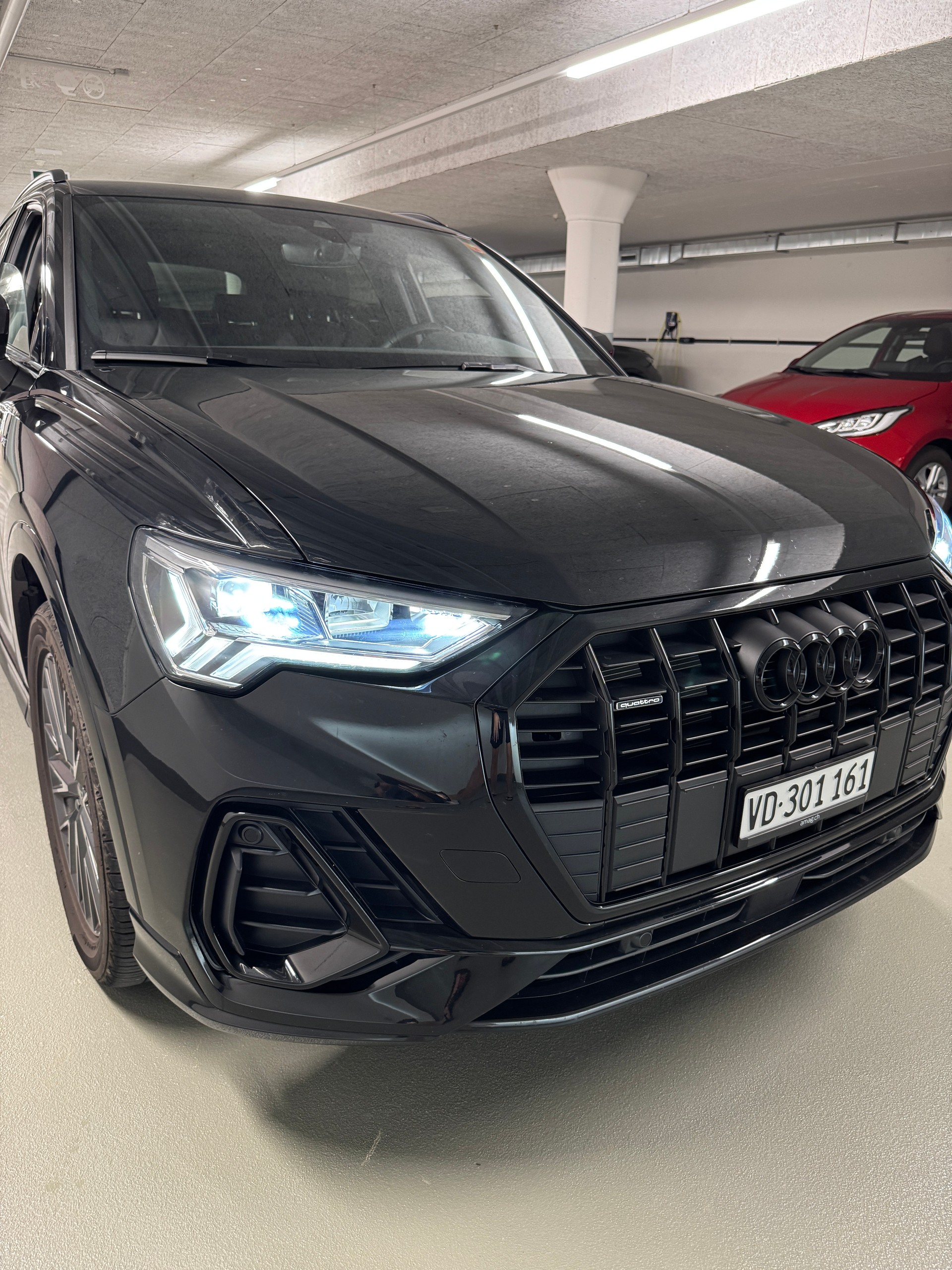 AUDI Q3 40 TFSI S line quattro S-tronic - Vehicule Suisse - Leasing possible-image-7