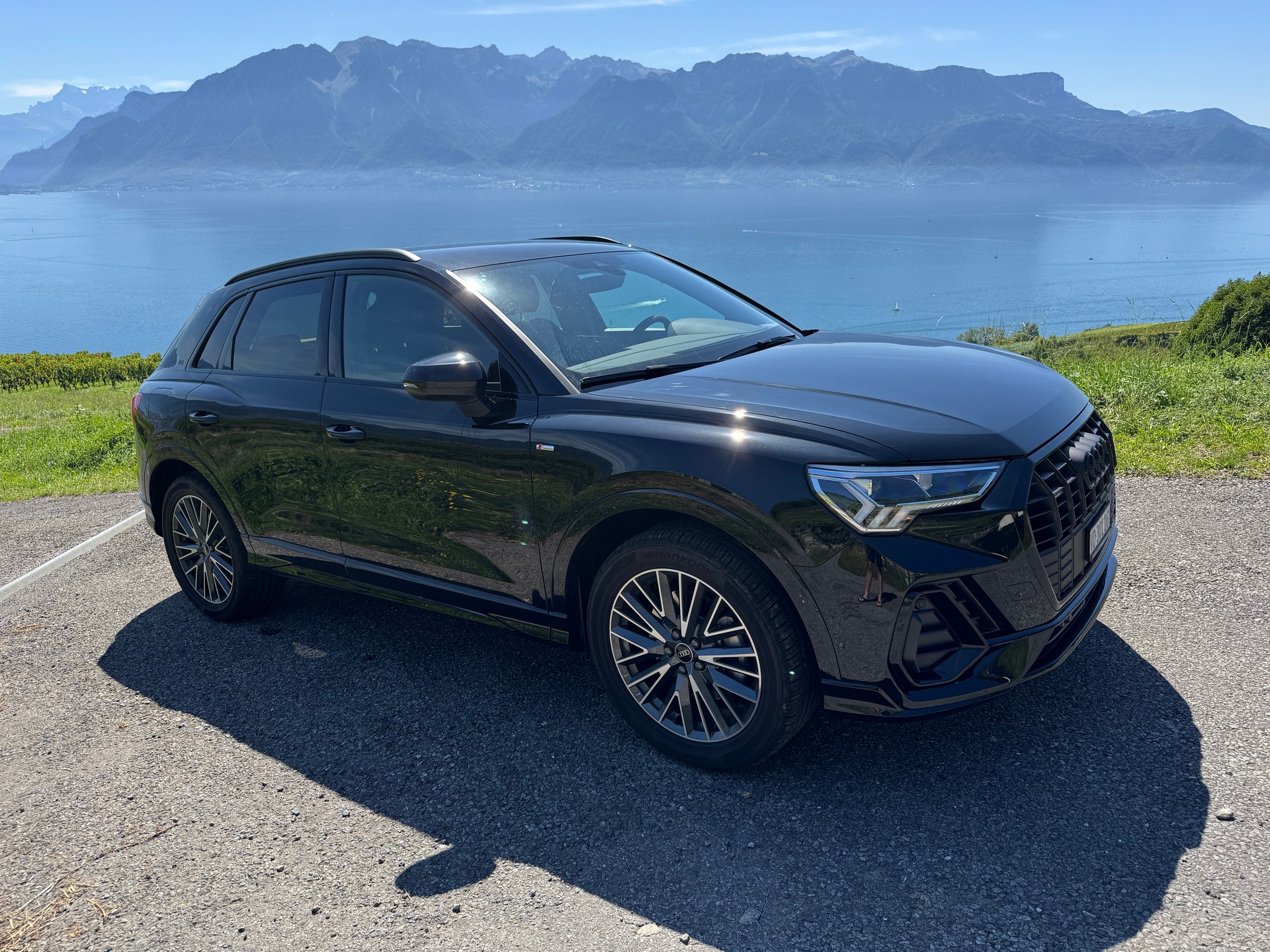 AUDI Q3 40 TFSI S line quattro S-tronic - Vehicule Suisse - Leasing possible