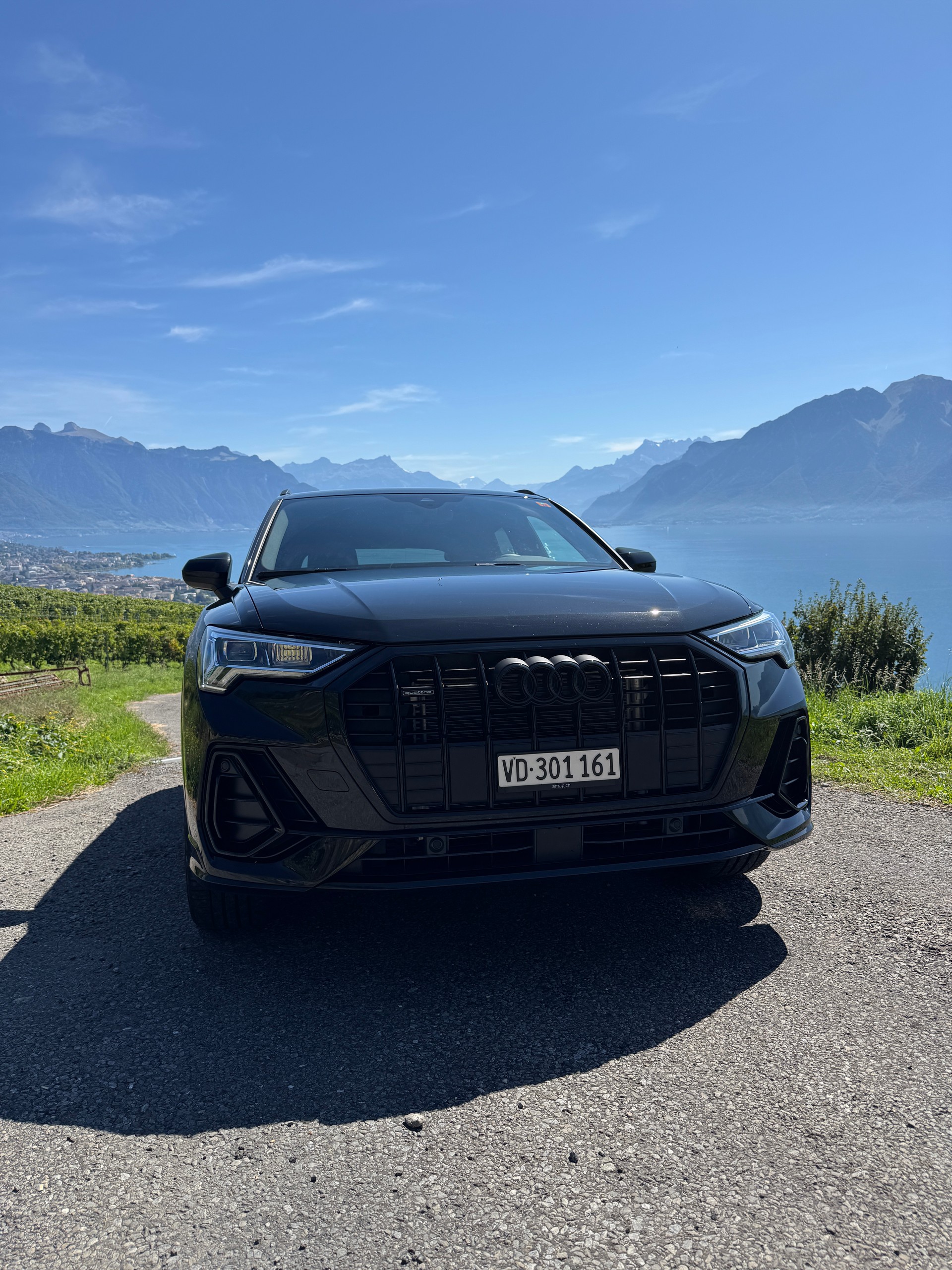 AUDI Q3 40 TFSI S line quattro S-tronic - Vehicule Suisse - Leasing possible-image-4