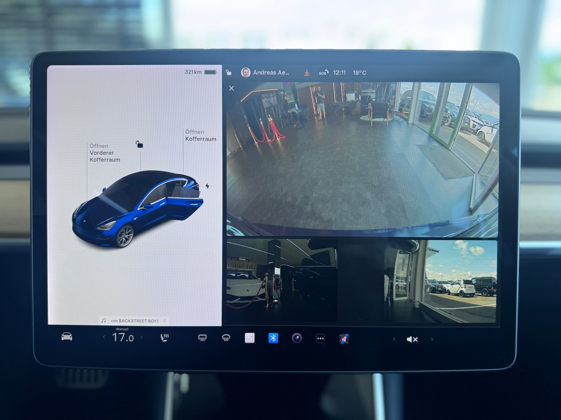 TESLA Model 3-image-13