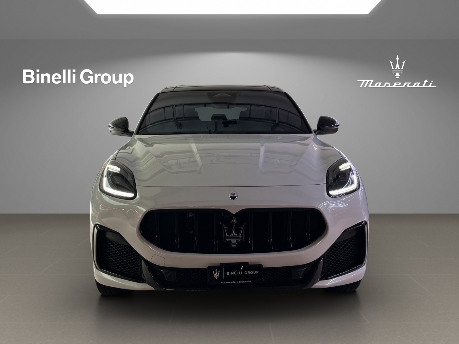 MASERATI Grecale 3.0 Trofeo Automatica-image-1