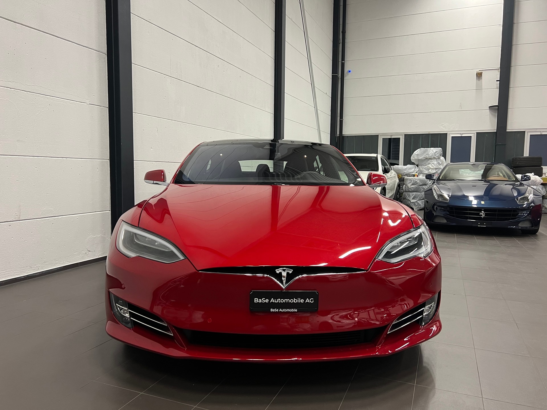 TESLA Model S 75 D-image-6