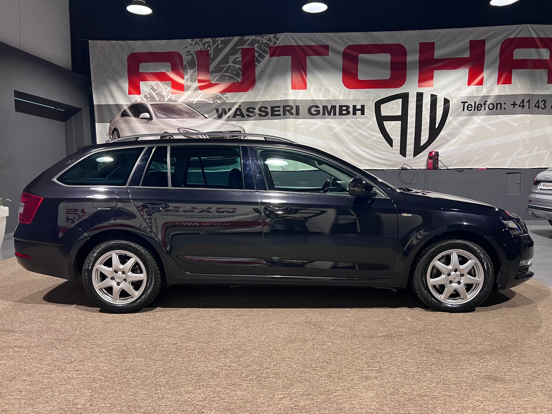 SKODA Octavia Combi 2.0 TDI Soleil 4x4 DSG-image-1