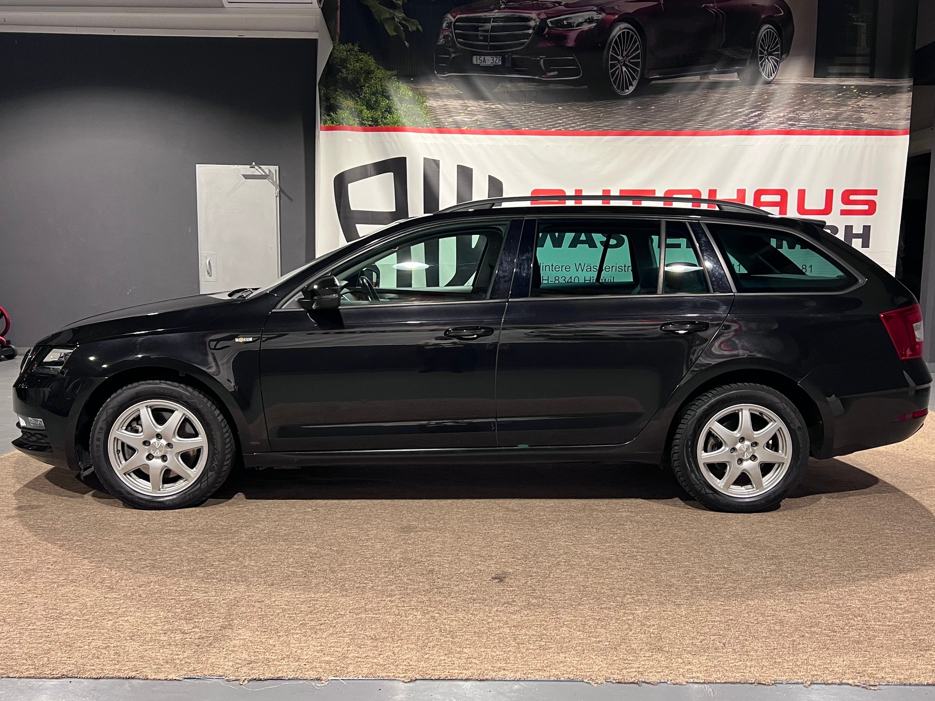 SKODA Octavia Combi 2.0 TDI Soleil 4x4 DSG-image-6