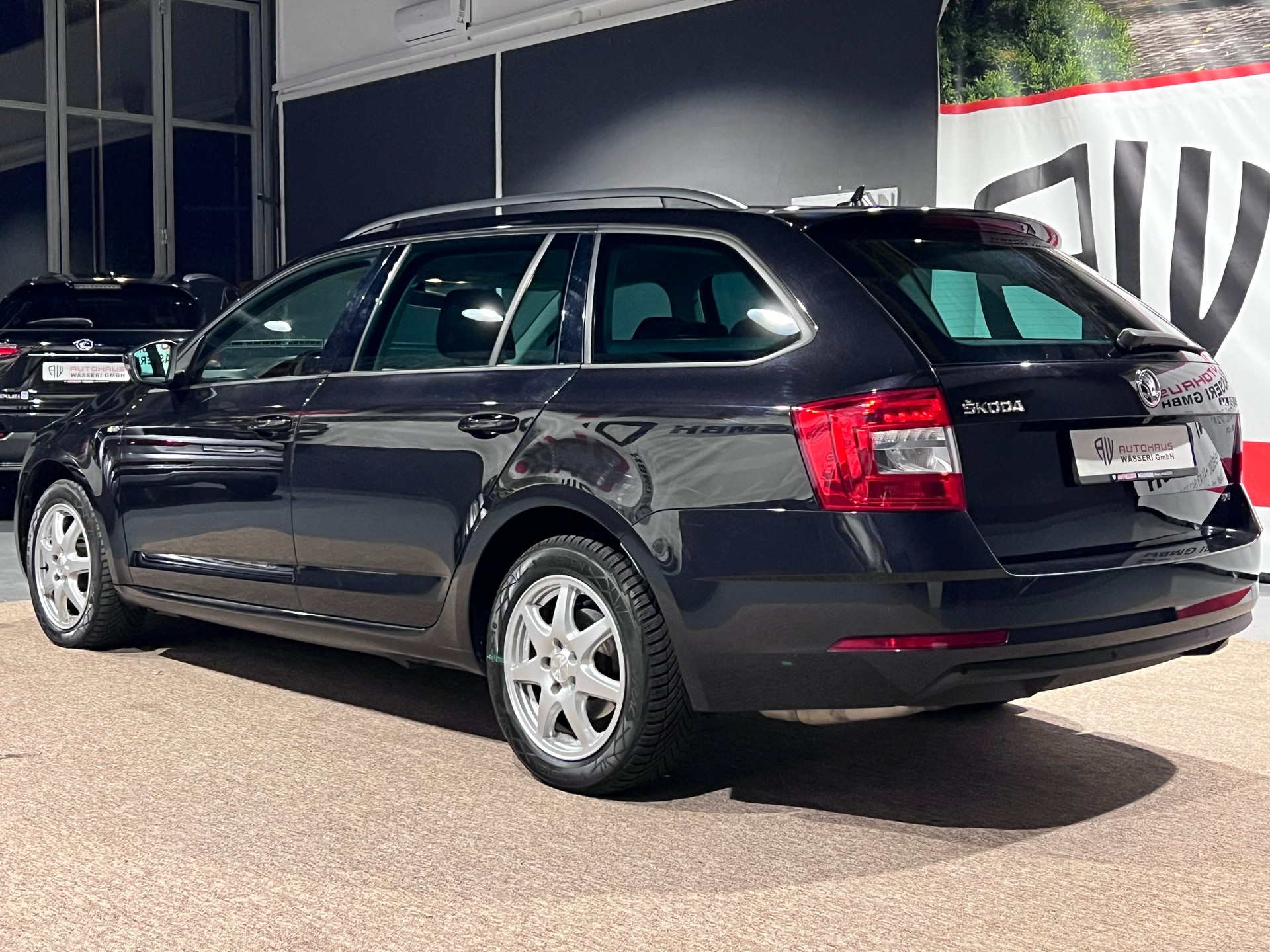 SKODA Octavia Combi 2.0 TDI Soleil 4x4 DSG-image-5