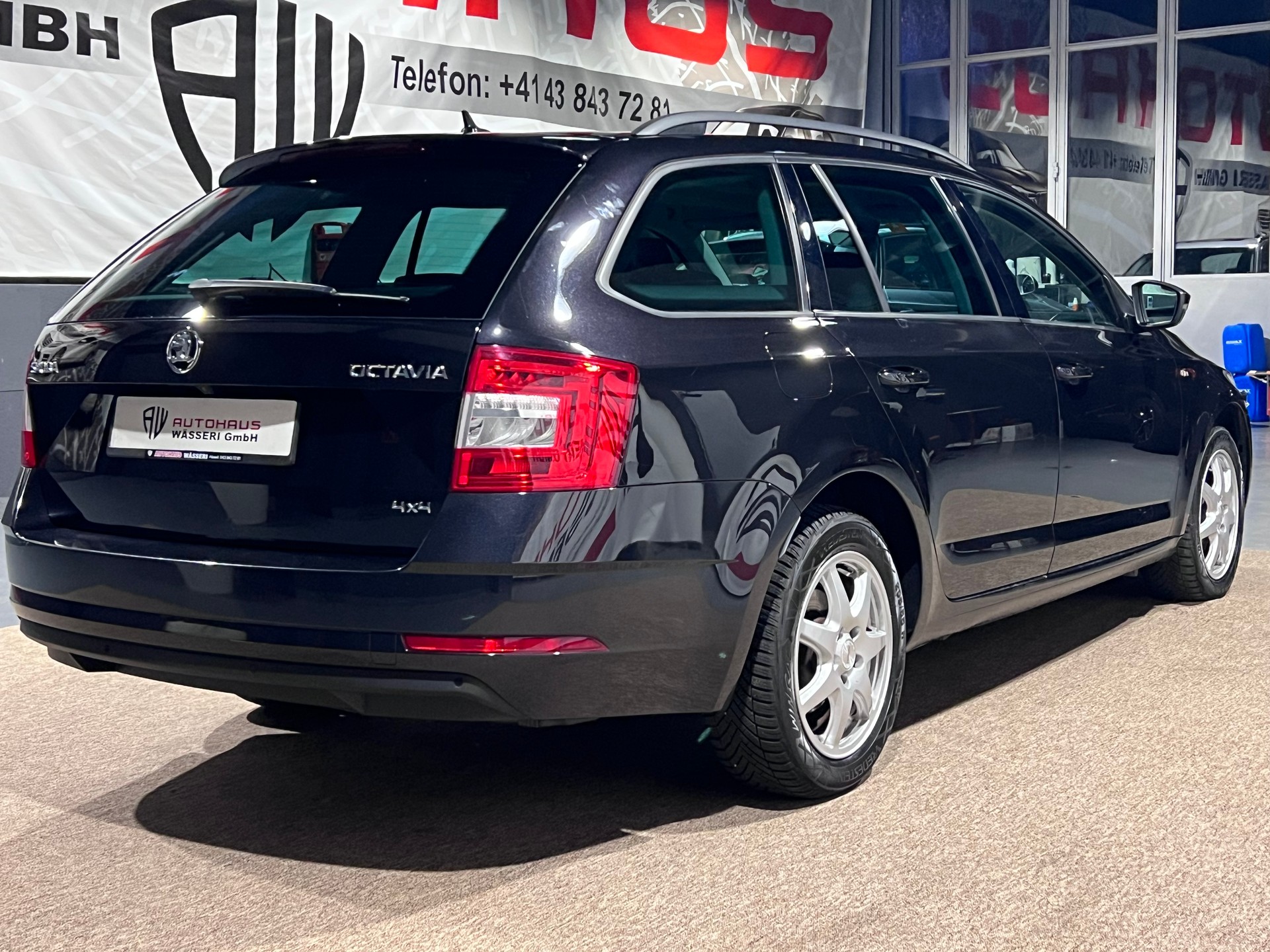 SKODA Octavia Combi 2.0 TDI Soleil 4x4 DSG-image-2