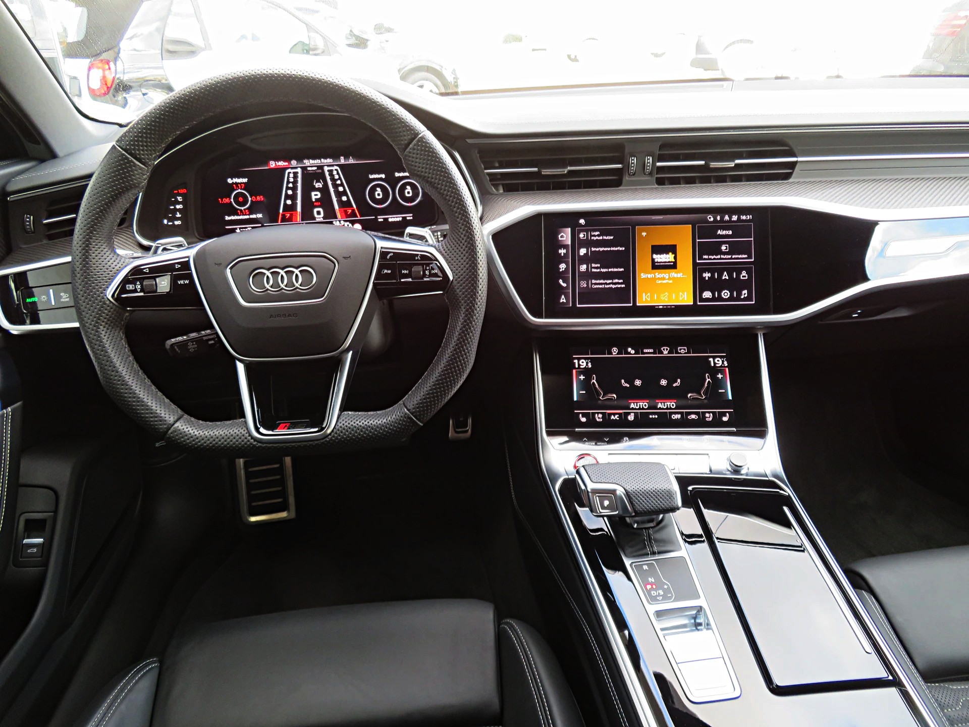 AUDI RS6 Avant 4.0 TFSI V8 Performance quattro-image-4