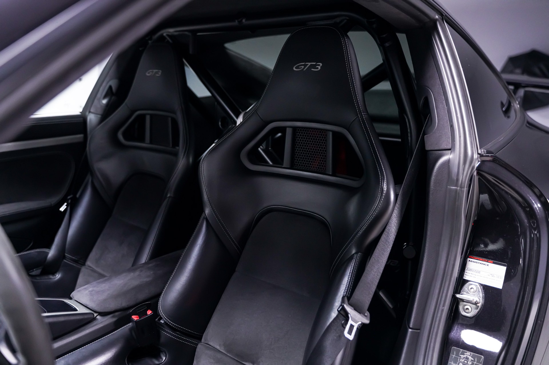 PORSCHE 911 GT3 PDK-image-12