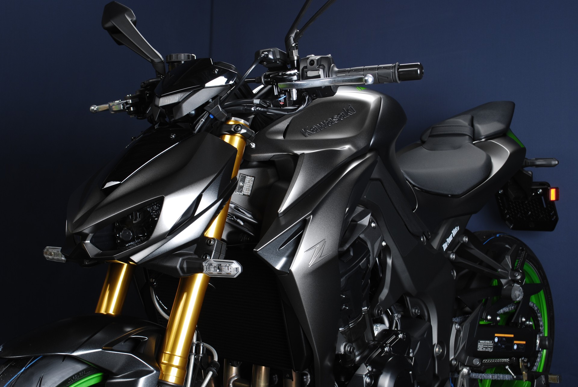 KAWASAKI Z 1100 SE MY26-image-7