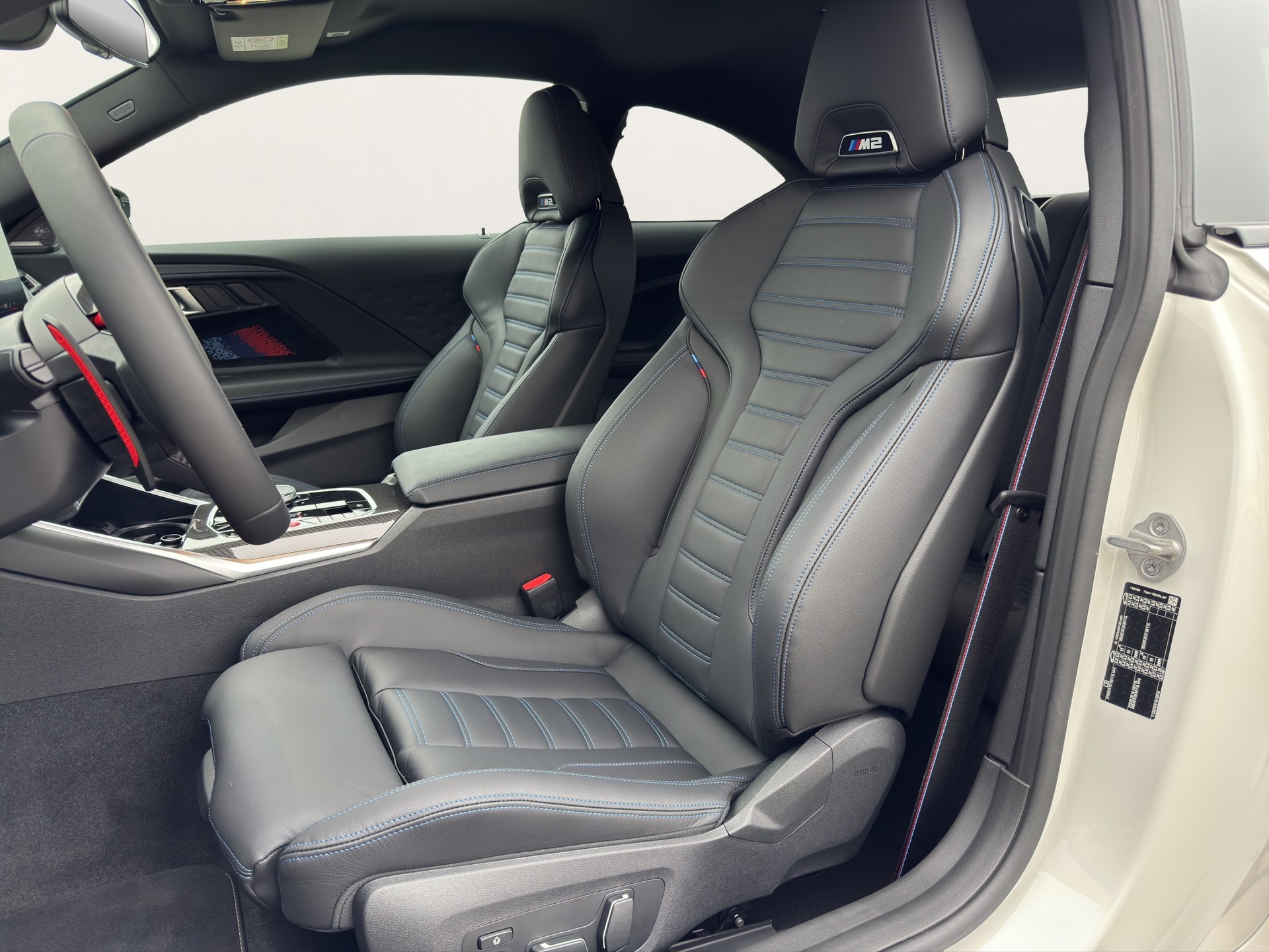 BMW M2 Steptronic-image-16