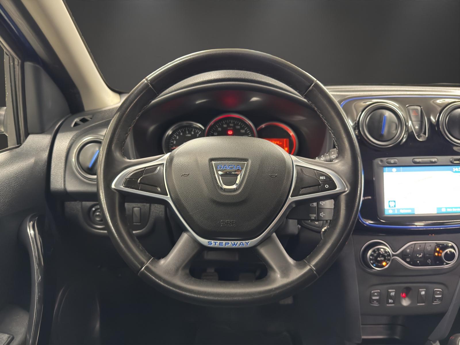 DACIA Sandero1.5dCi Stepway-image-12