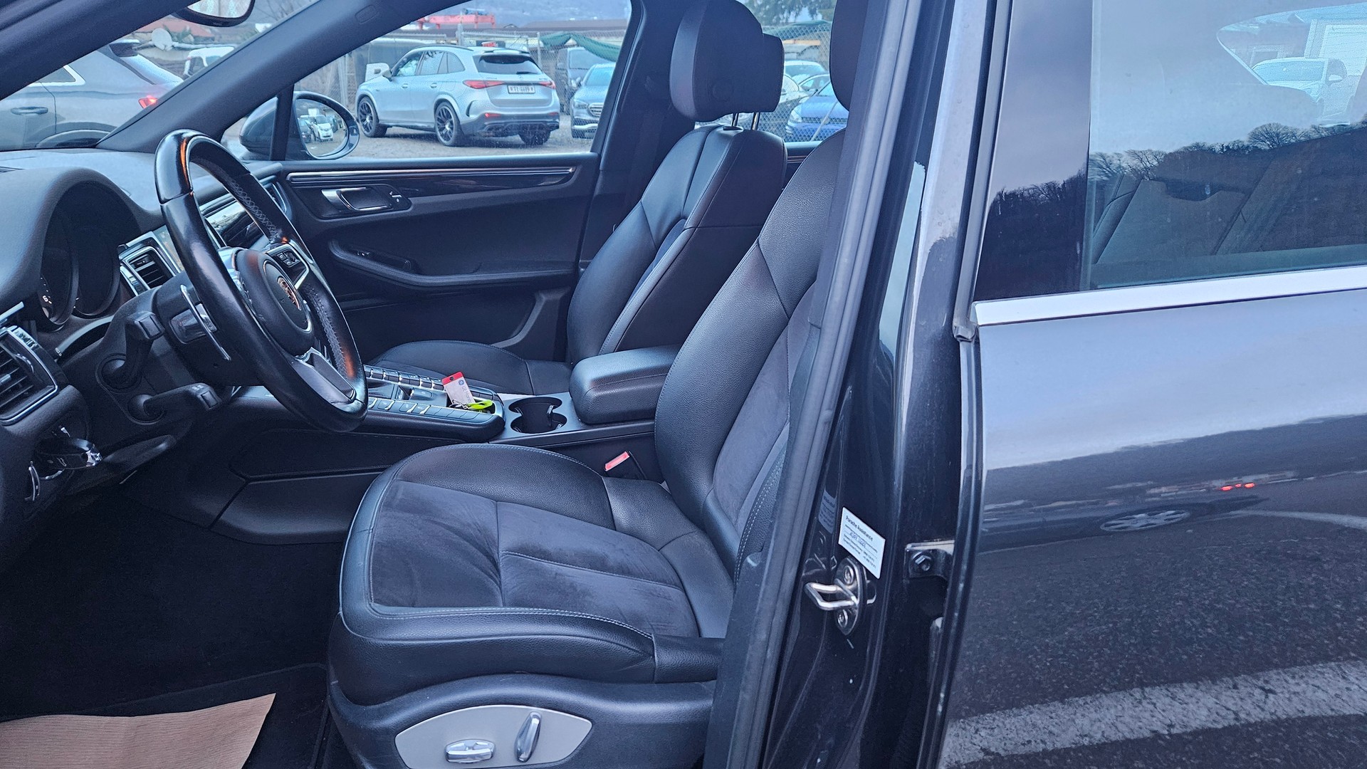 PORSCHE Macan S Diesel PDK-image-6