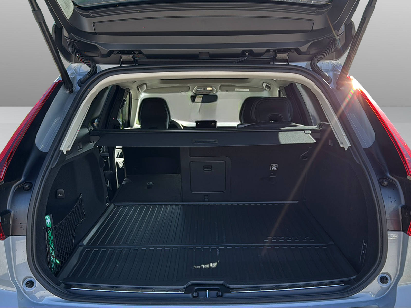 VOLVO XC60 2.0 T8 TE Ultra Dark eAWD-image-15