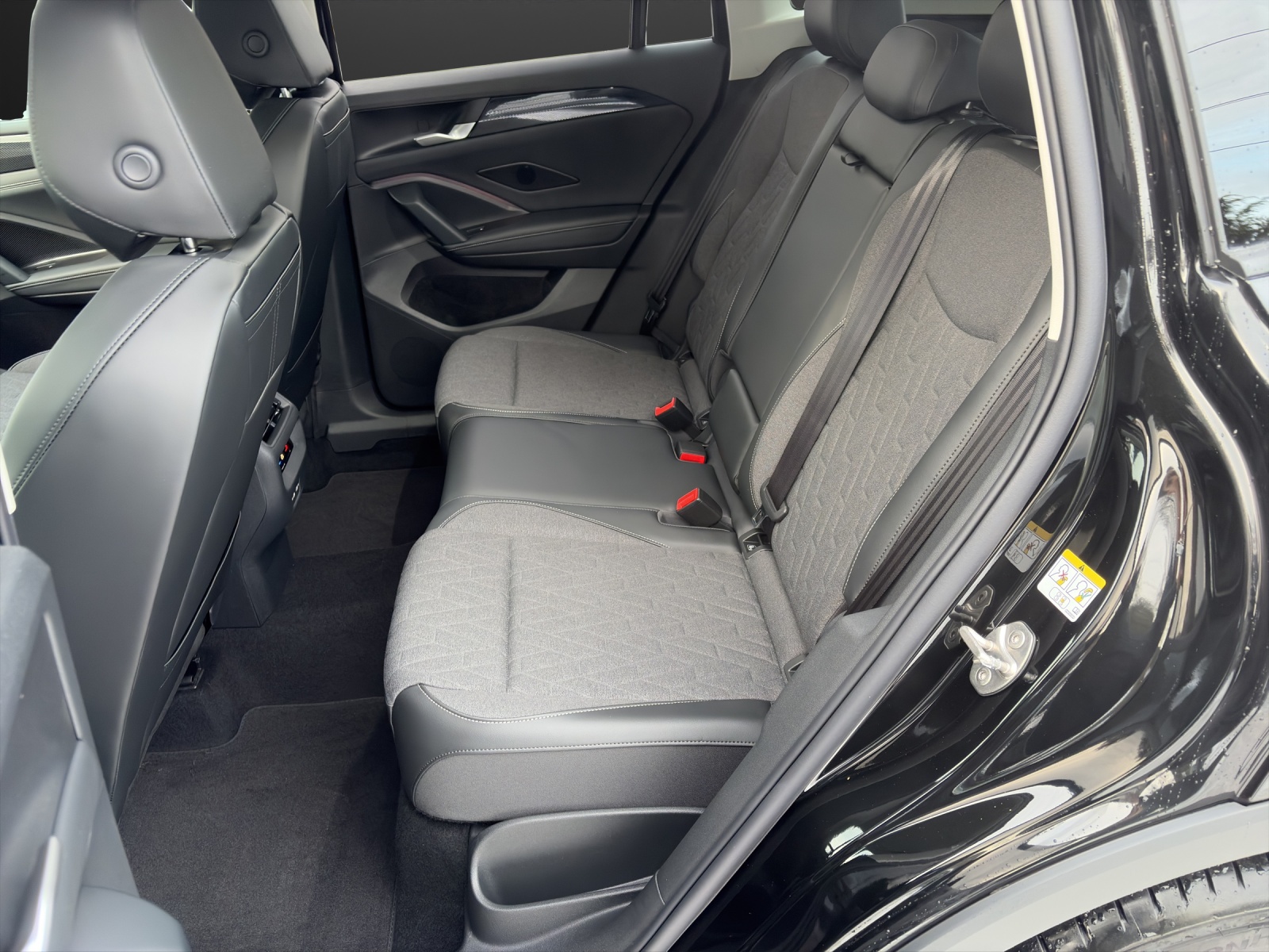 VW Tiguan 1.5 eTSI evo2 mHEV DSG-image-8