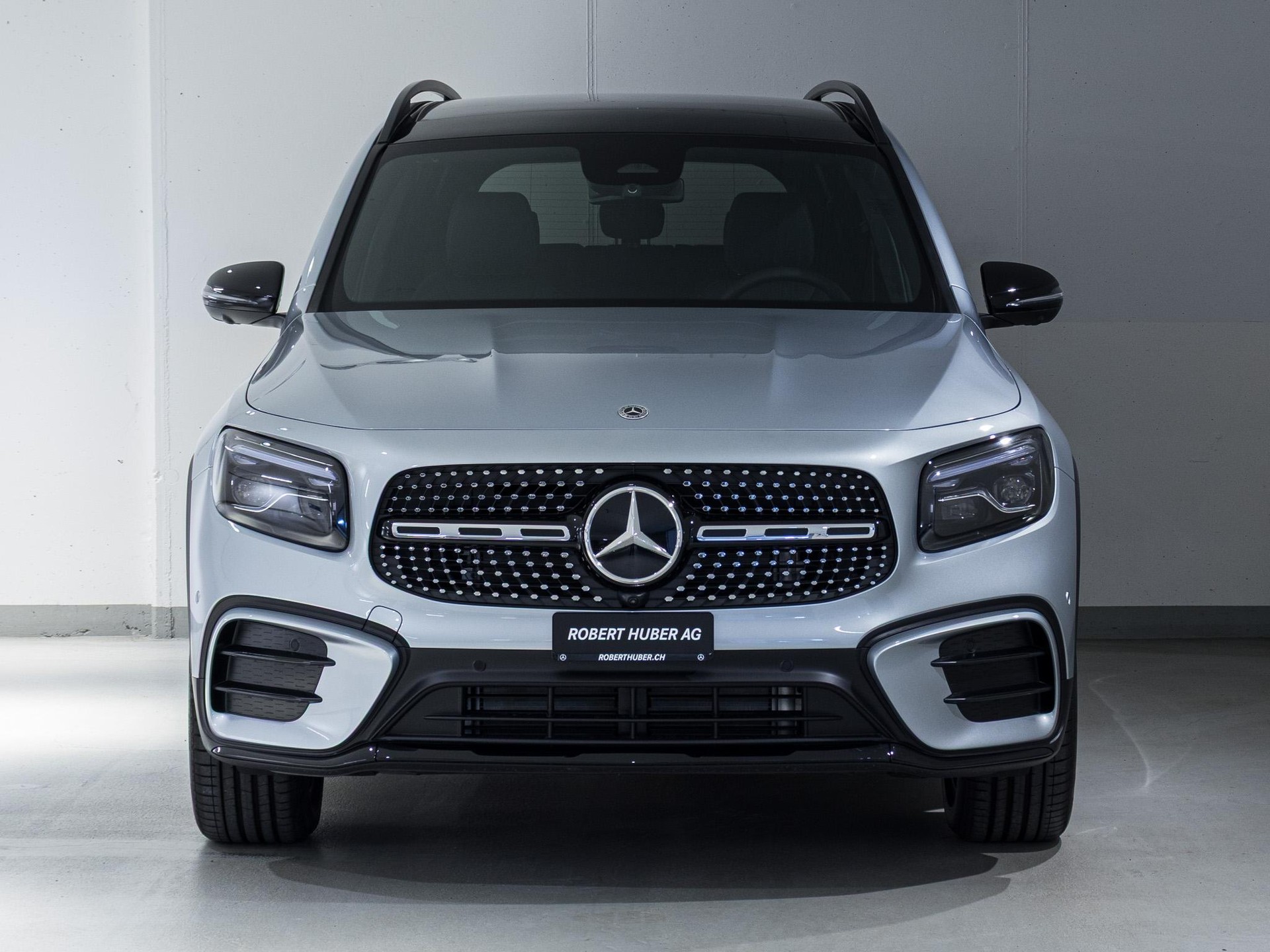 MERCEDES-BENZ GLB 250 4MATIC-image-2