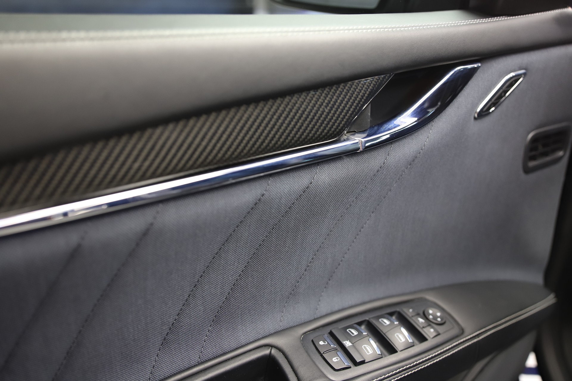 MASERATI Quattroporte 3.0 V6 S Q4 GranLusso Automatica-image-15